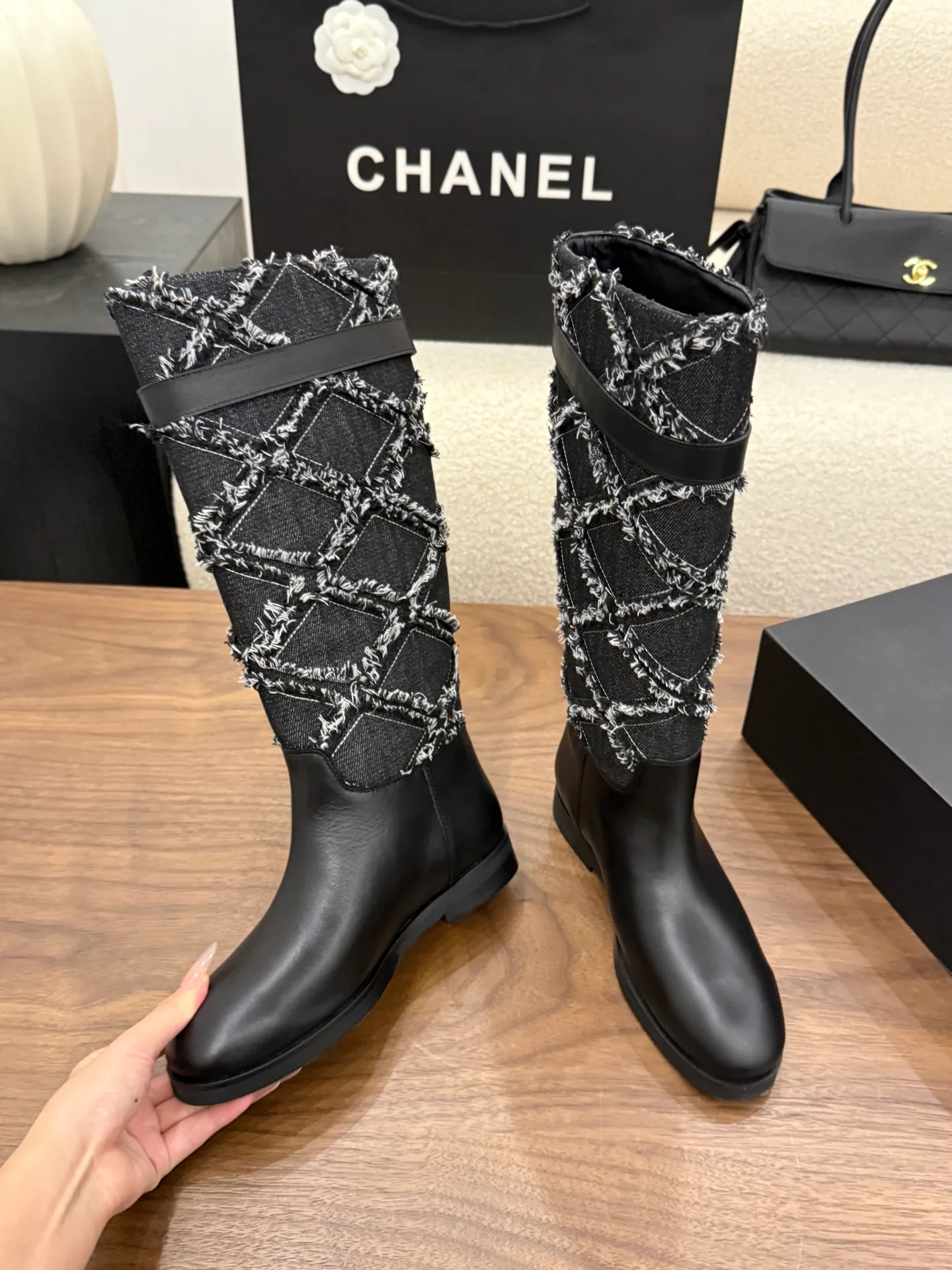 Сапоги Женские Chanel 19792596