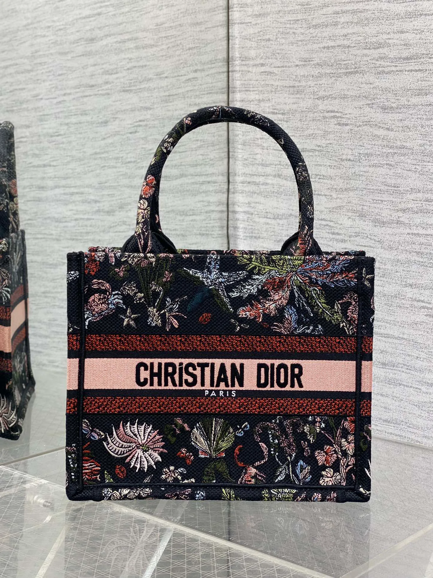 Классические Сумки Женские Christian Dior 13227190