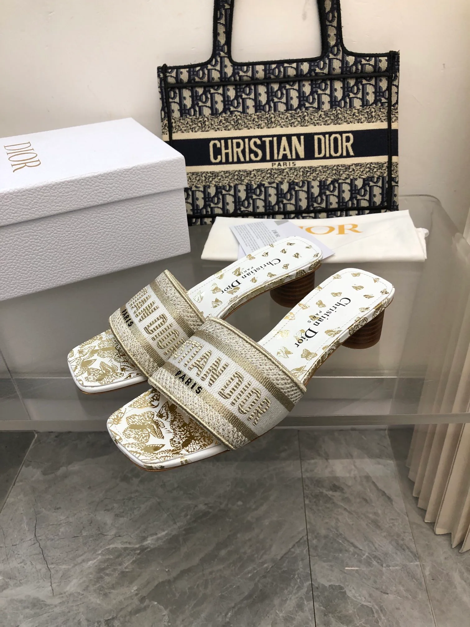Босоножки Женские Christian Dior 18633998
