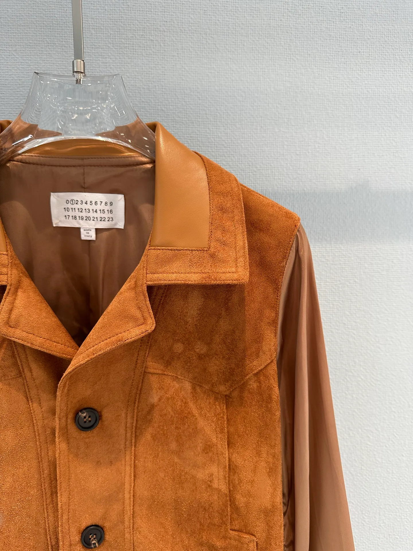 Кожаные Куртки И Дублёнки Женские Maison Margiela 17469649