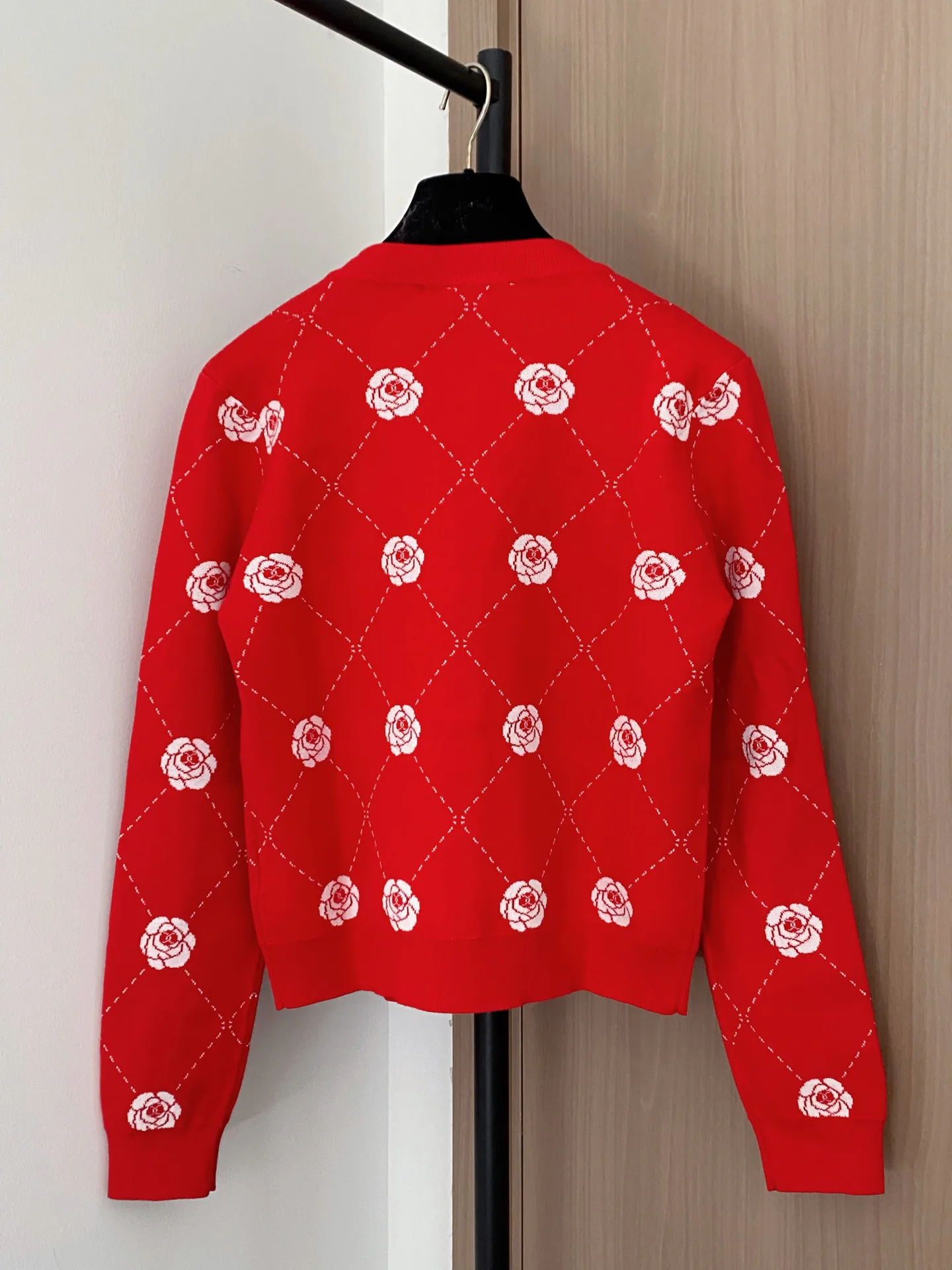 Джемперы И Свитеры Женские Chanel 1849778