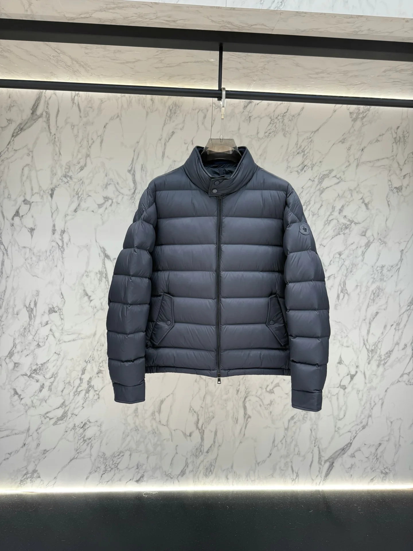 Куртки И Пуховики Мужские Moncler 17927280