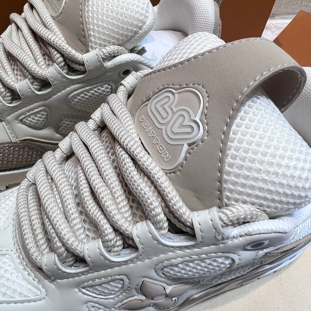 Кроссовки Мужские Louis Vuitton 1961279