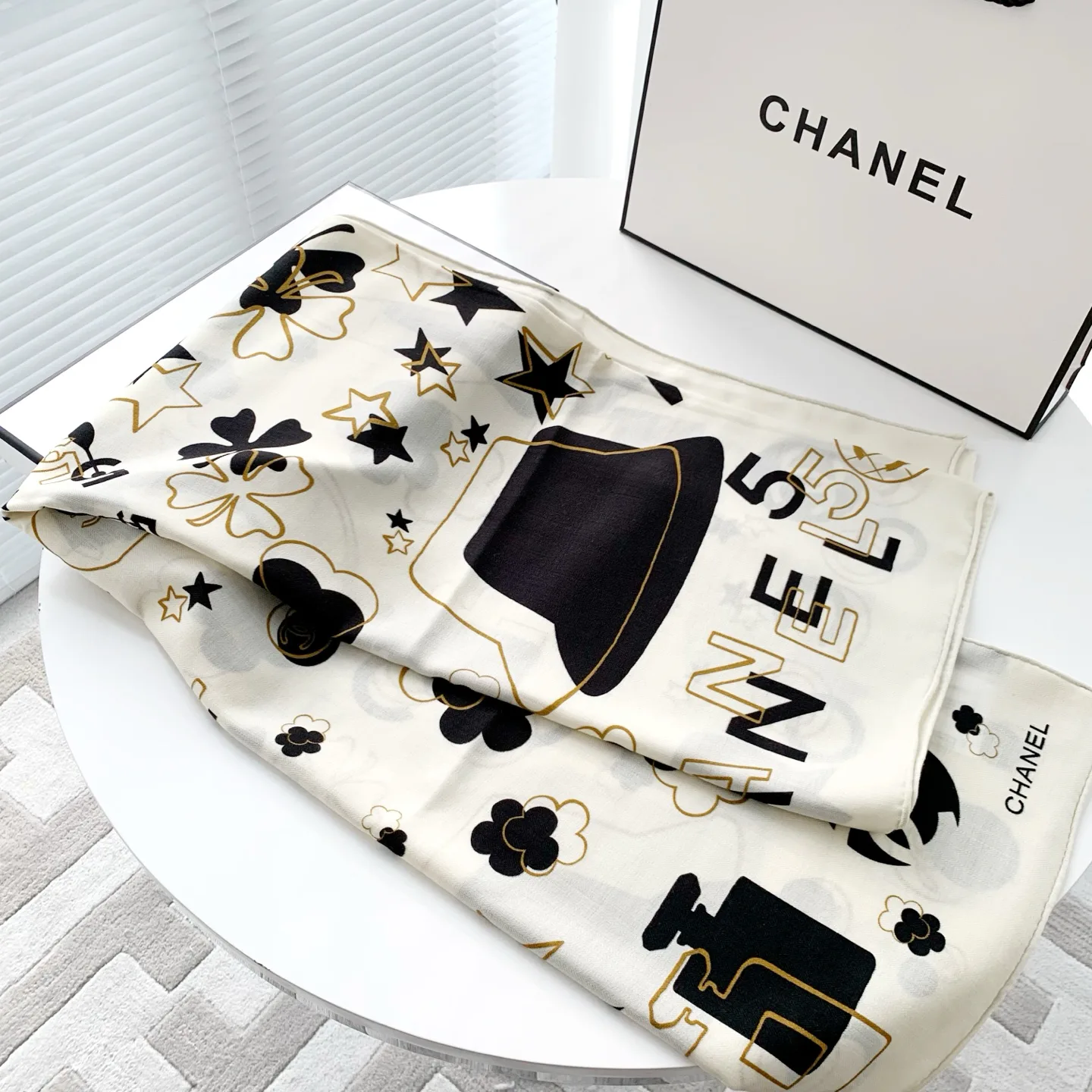 Шарфы Chanel 110402