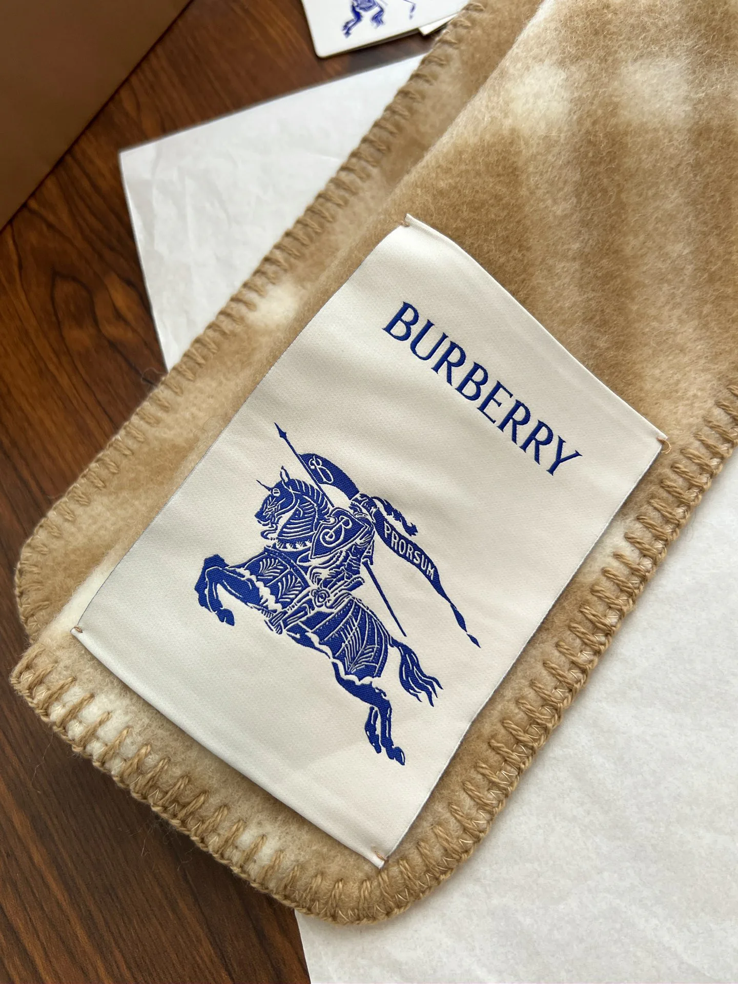 Шарфы Burberry 5944099