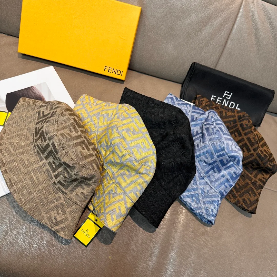 Головные Уборы Fendi 17604827