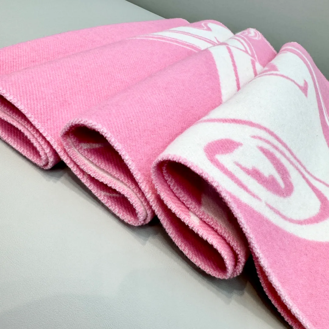 Шарфы Louis Vuitton 4016