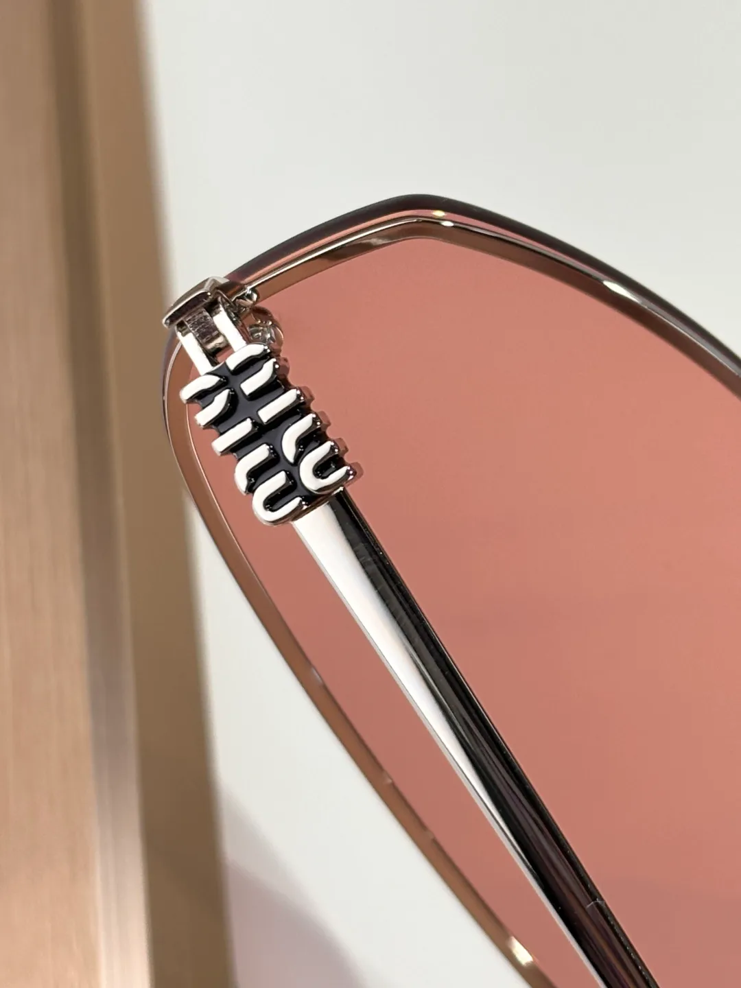 Очки Miu Miu 25310