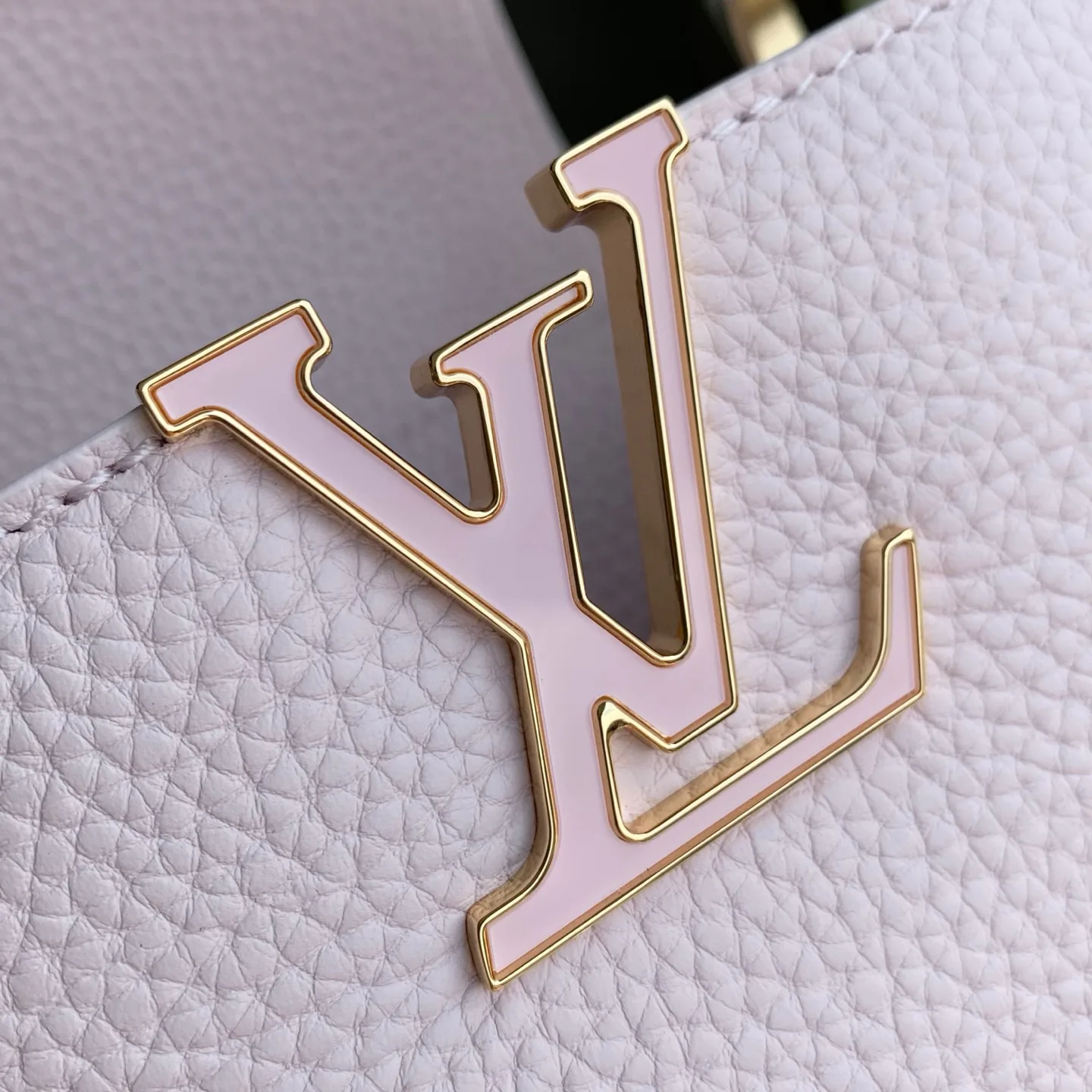 Классические Сумки Женские Louis Vuitton 18147529