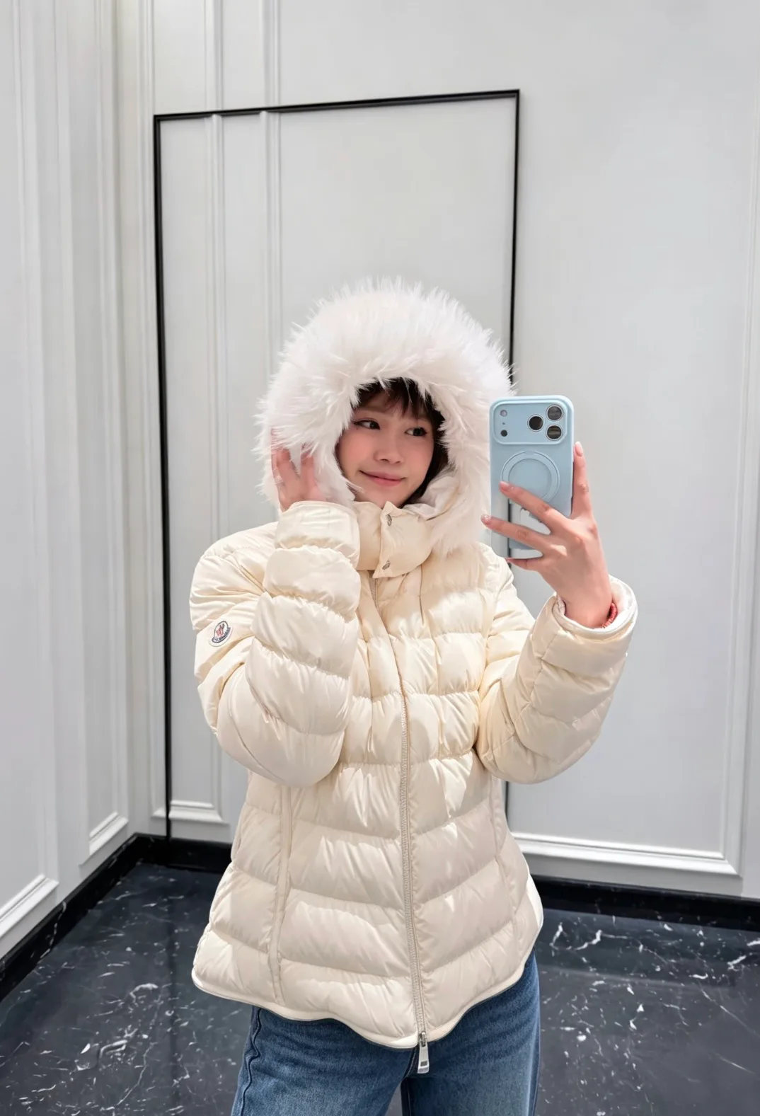 Куртки И Пуховики Женские Moncler 18633059