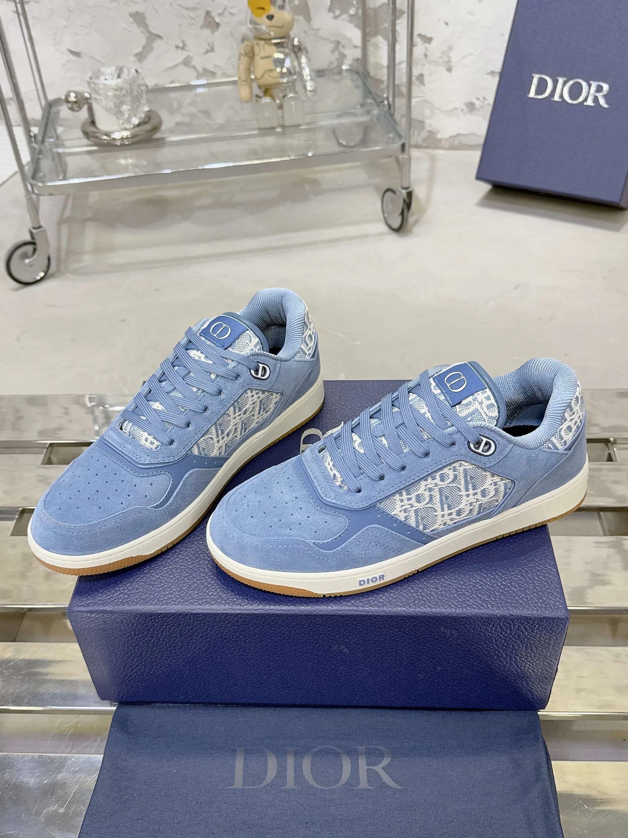 Кроссовки Женские Christian Dior 17467501
