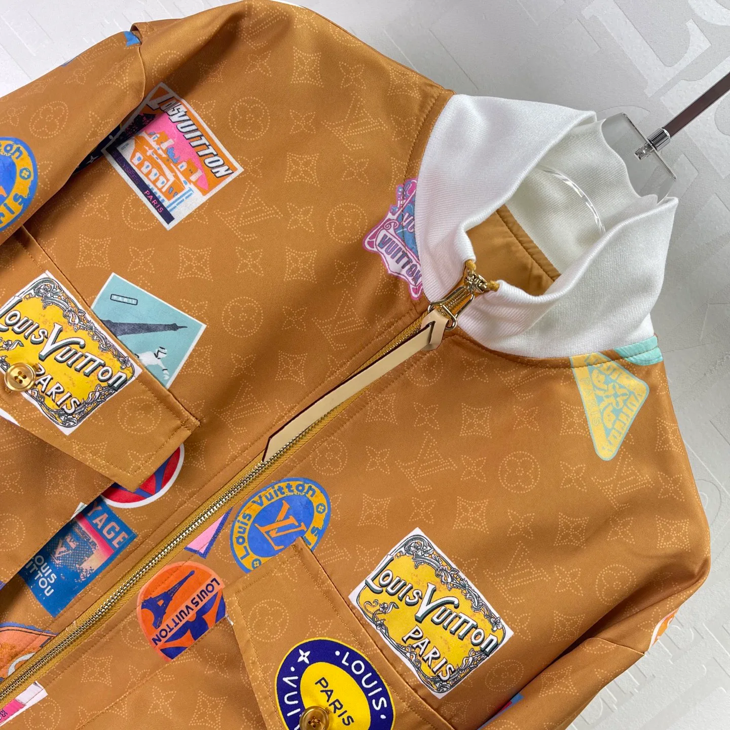 Куртки И Пуховики Женские Louis Vuitton 950704