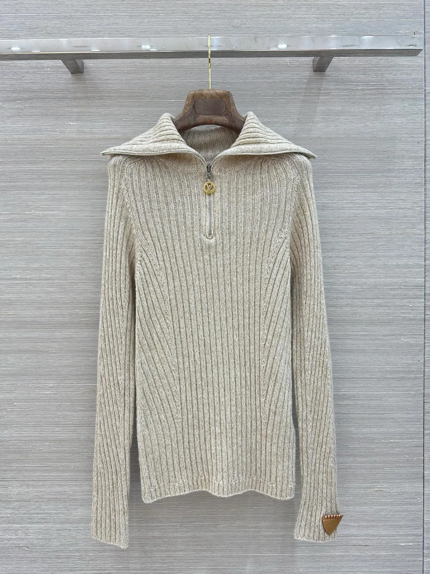 Джемперы И Свитеры Женские Louis Vuitton 18774629