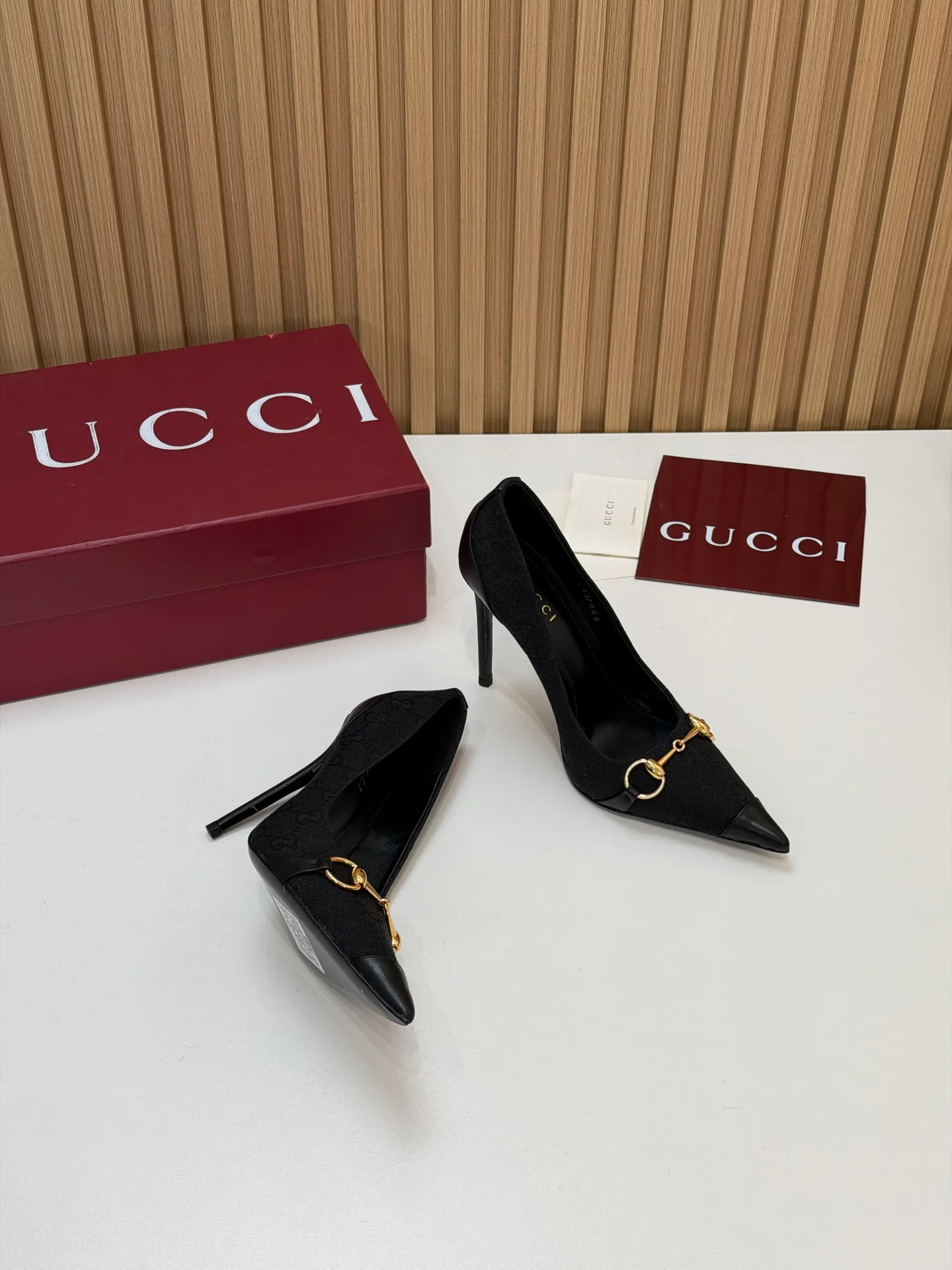 Туфли Женские Gucci 18245479