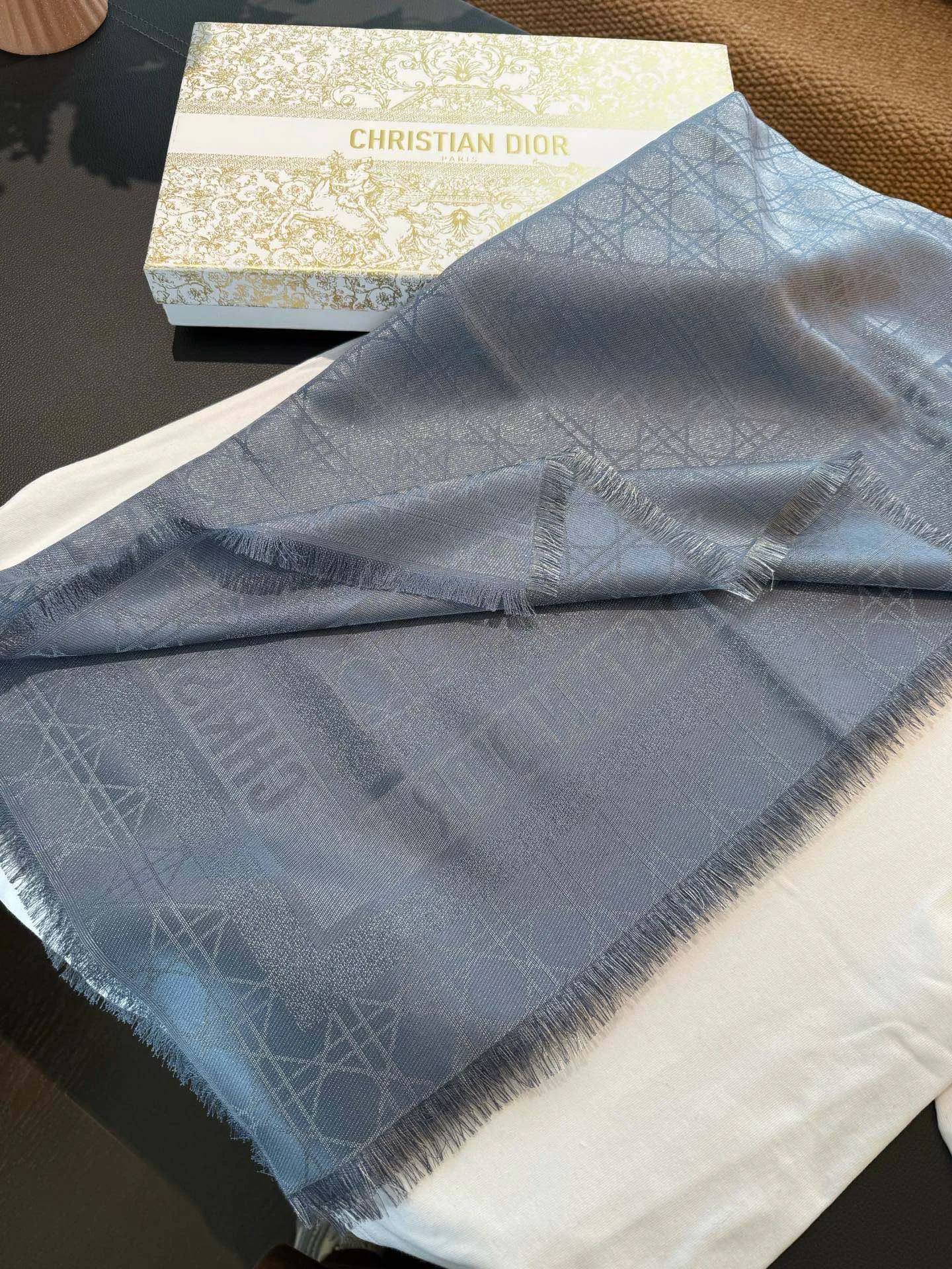 Шарфы Christian Dior 17448557