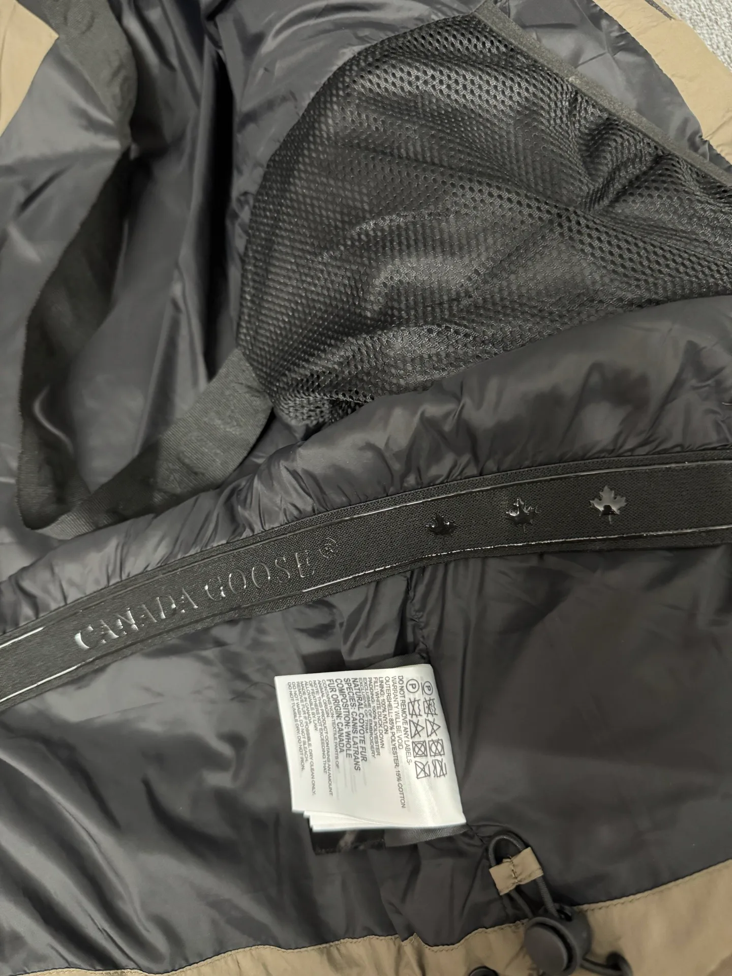 Куртки И Пуховики Женские Canada Goose 5380744