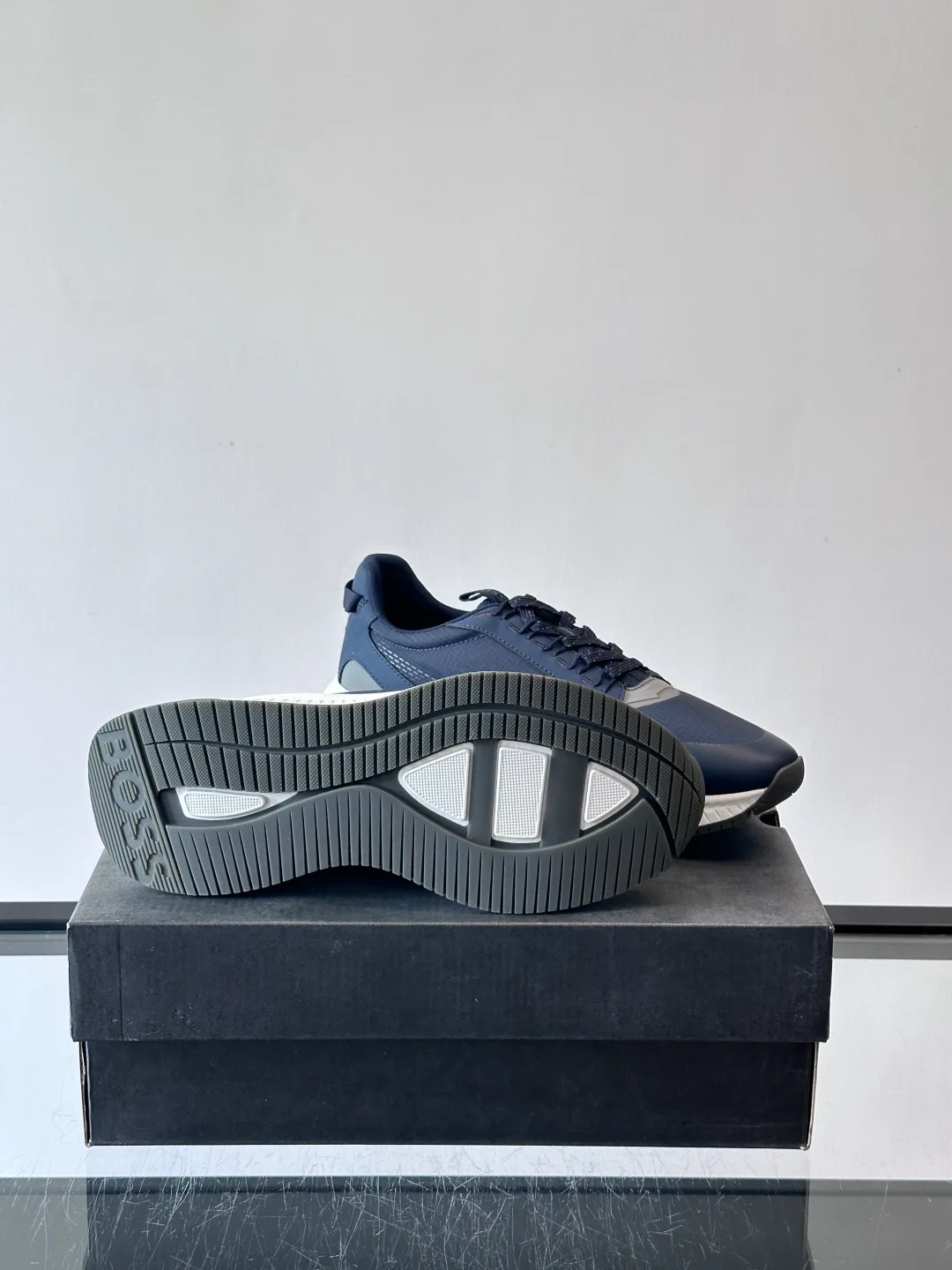 Кроссовки Мужские Hugo Boss 829891