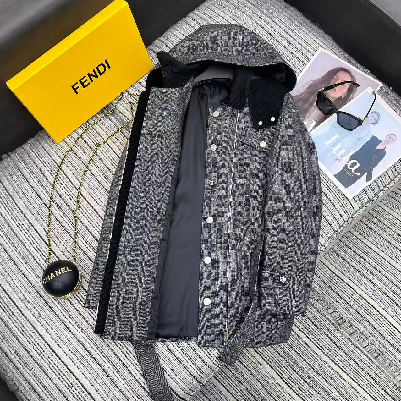 Куртки И Пуховики Женские Fendi 553274