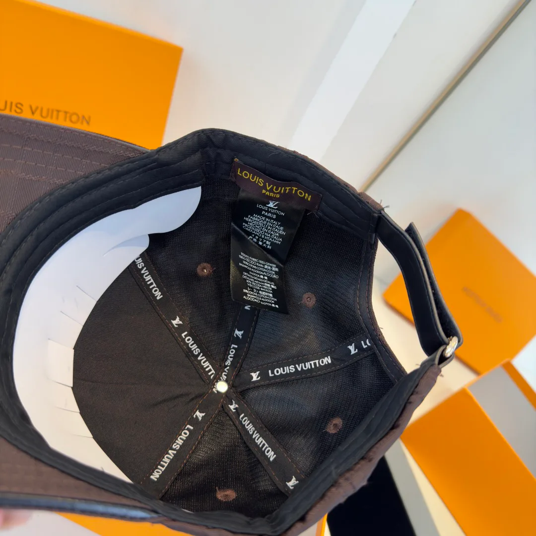 Головные Уборы Louis Vuitton 11416647