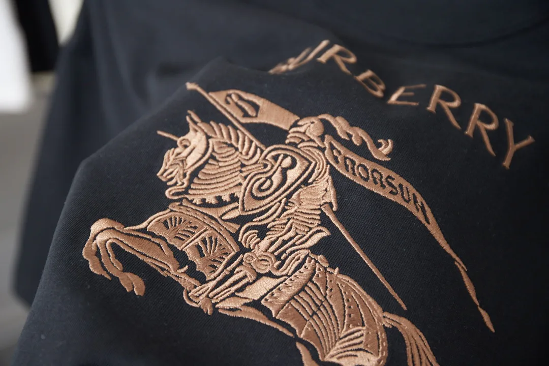 Футболки Женские Burberry 10937910