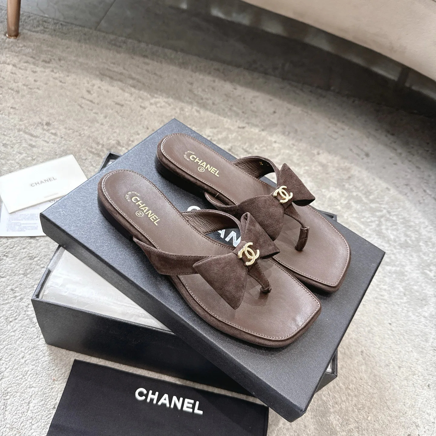Шлепанцы Женские Chanel 17572299