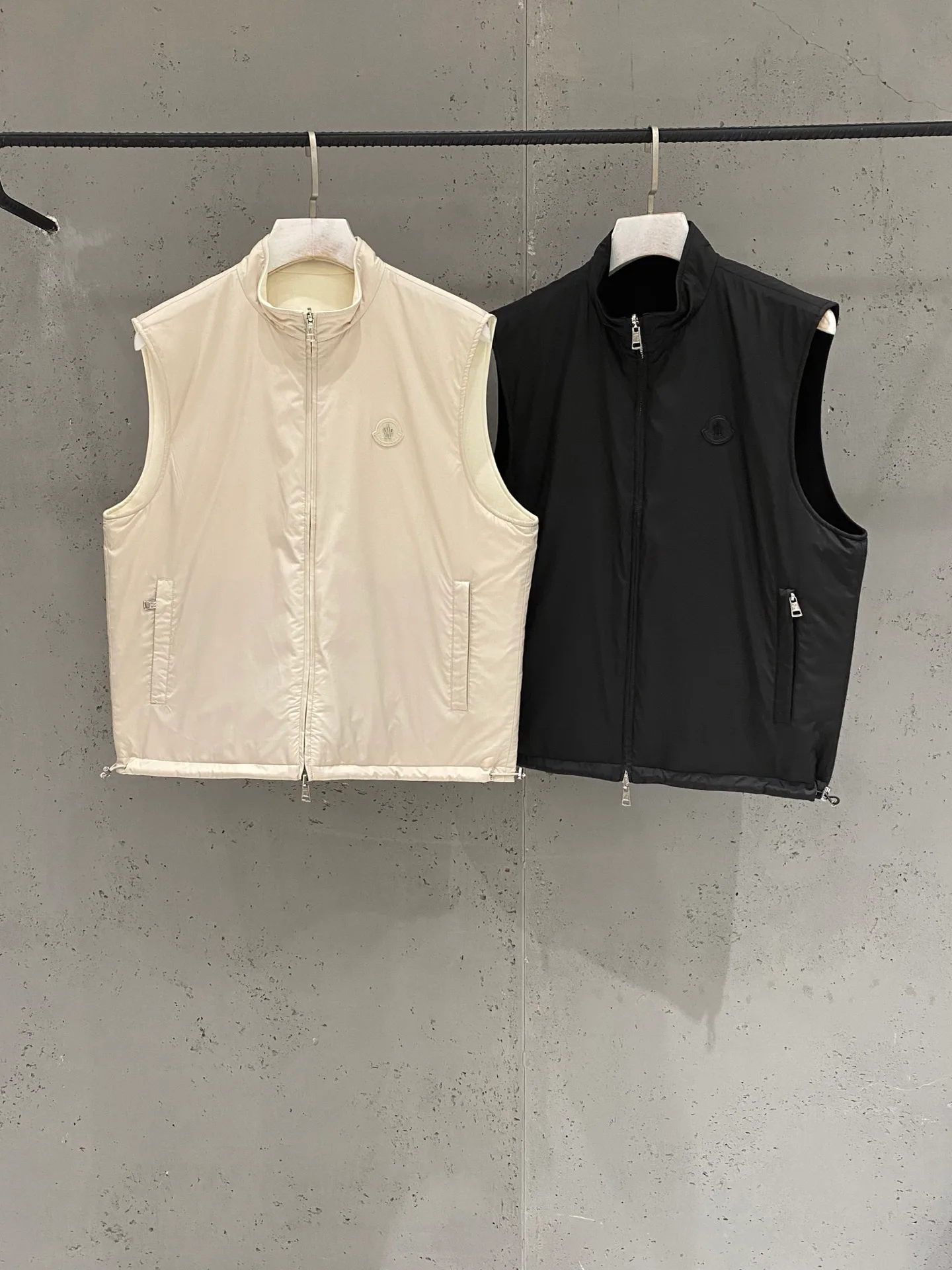 Жилеты Женские Moncler 107120