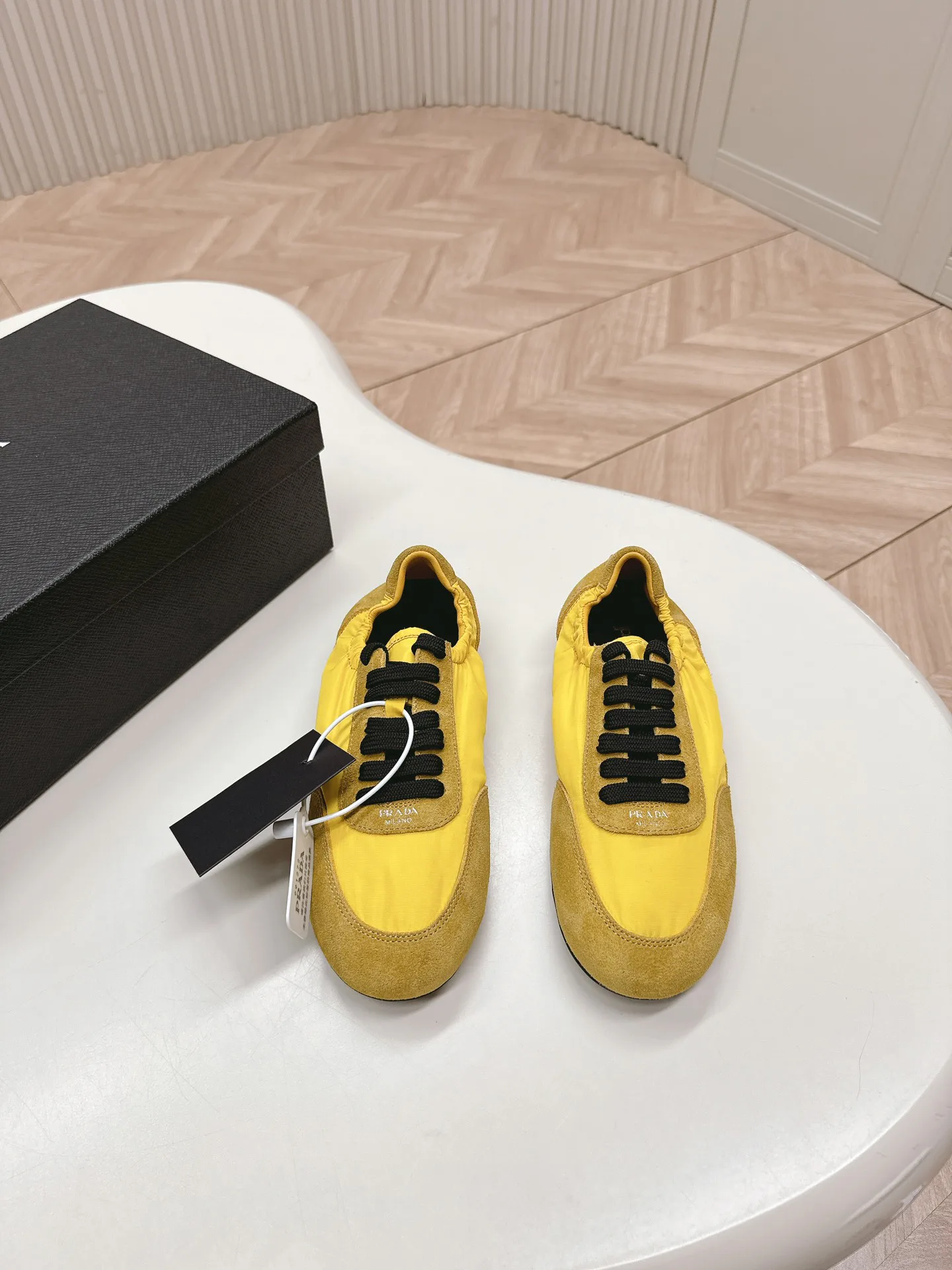 Кроссовки Женские Prada 4580