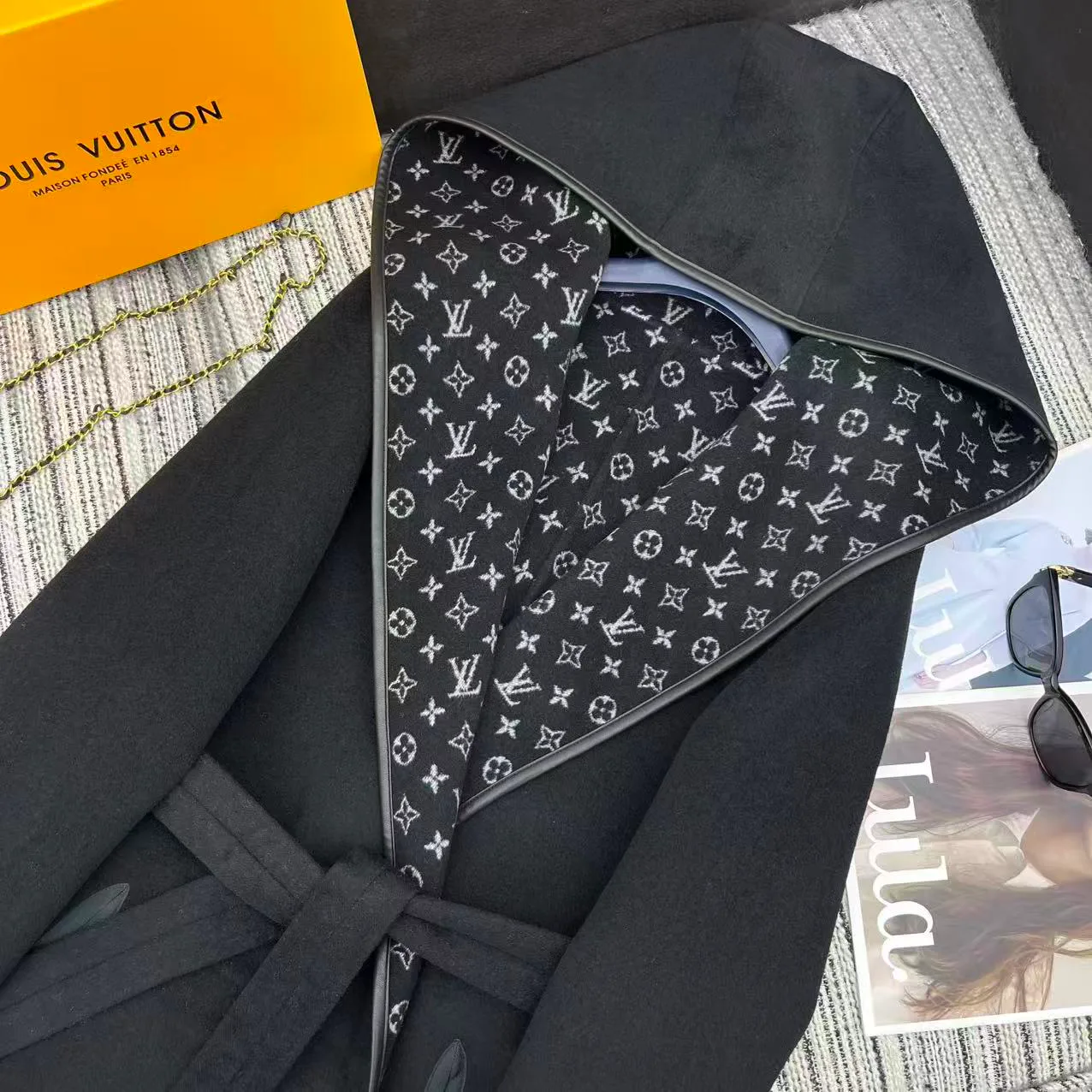 Пальто Женские Louis Vuitton 6486841