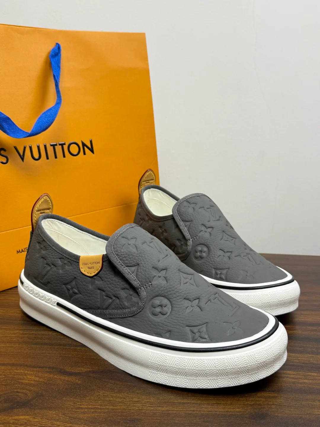 Кроссовки Мужские Louis Vuitton 19716445