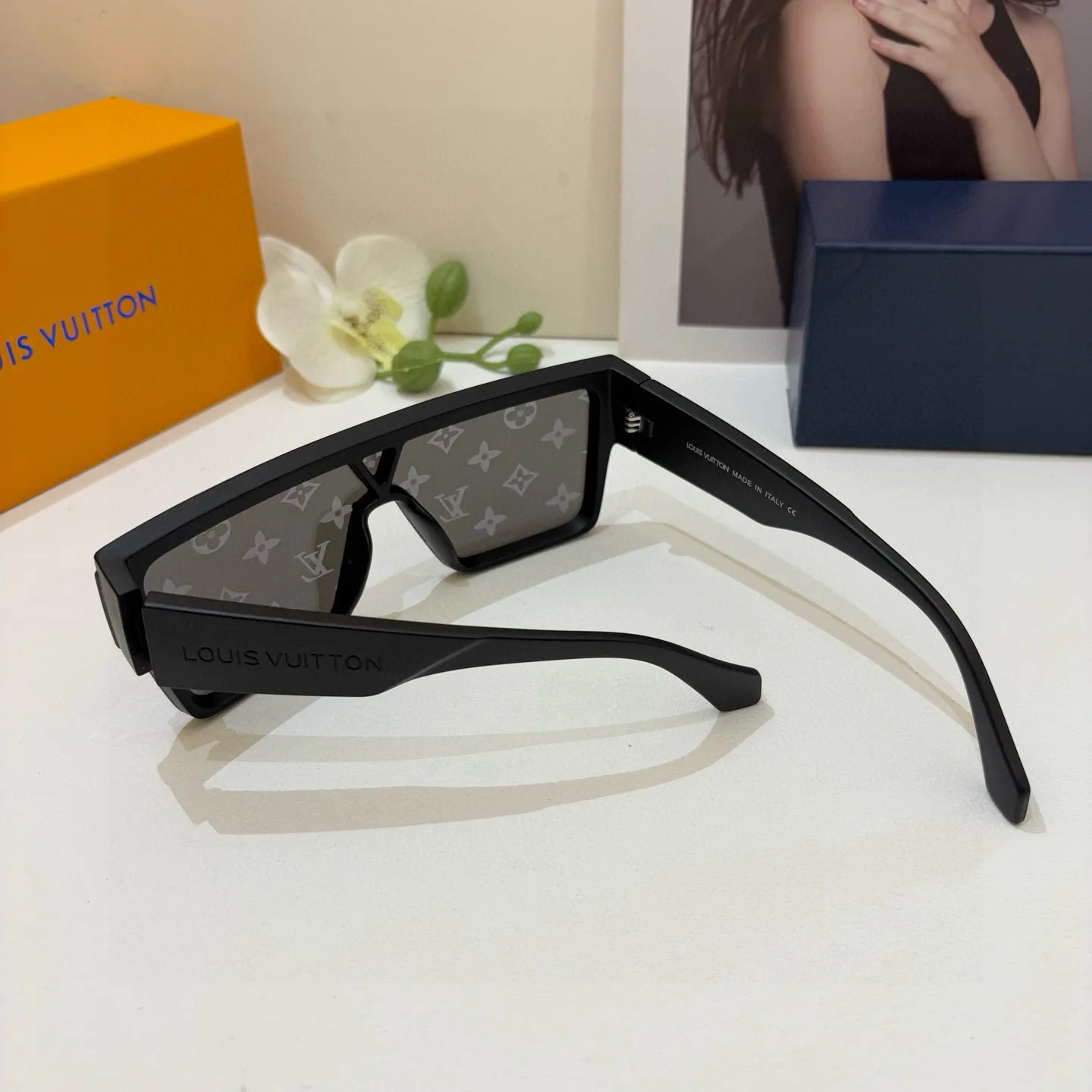 Очки Louis Vuitton 13135745