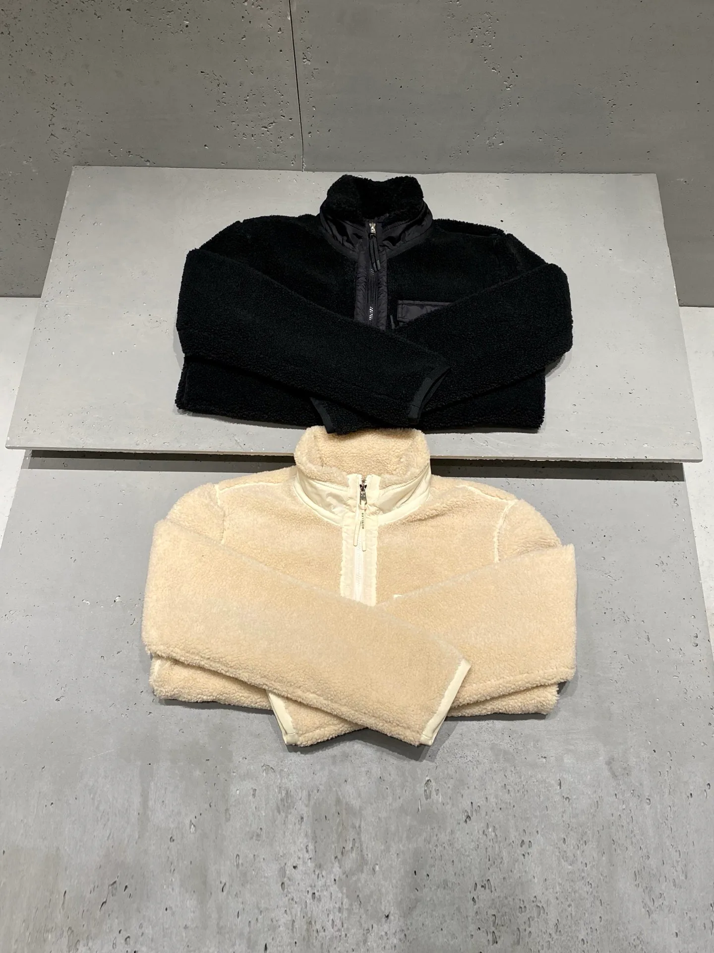 Куртки И Пуховики Мужские Moncler 1859554