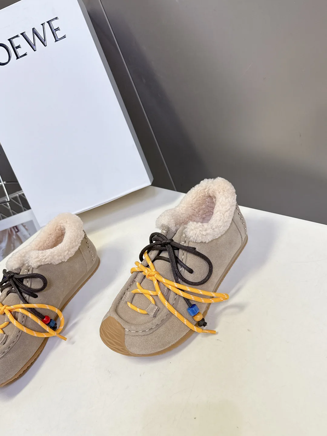 Кроссовки Женские Loewe 147061