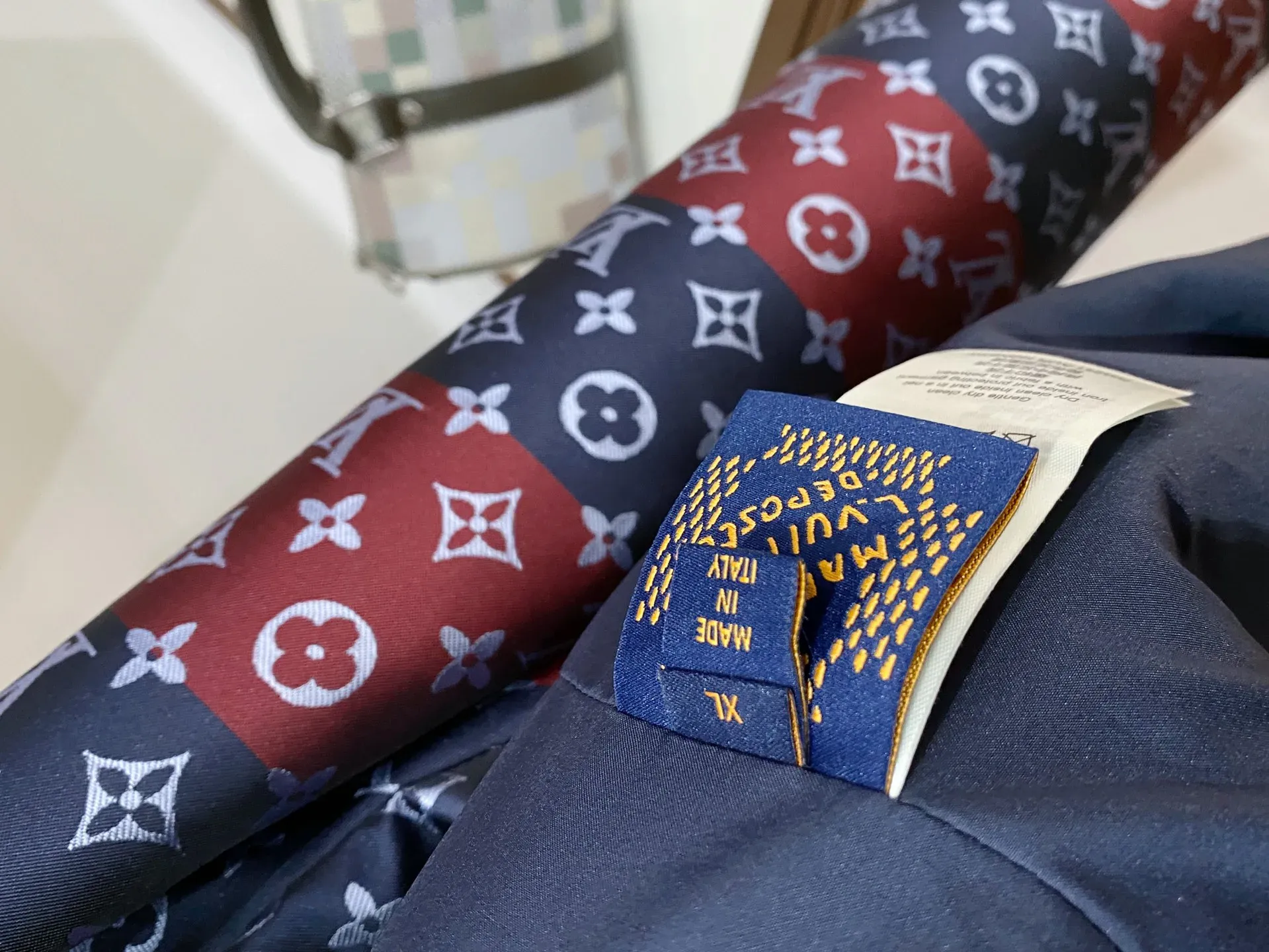 Куртки И Пуховики Мужские Louis Vuitton 2385908