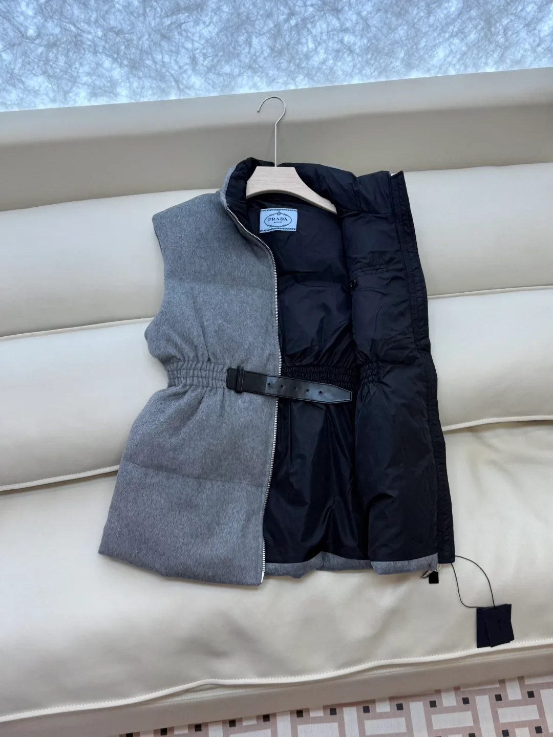 Жилеты Женские Prada 19681183