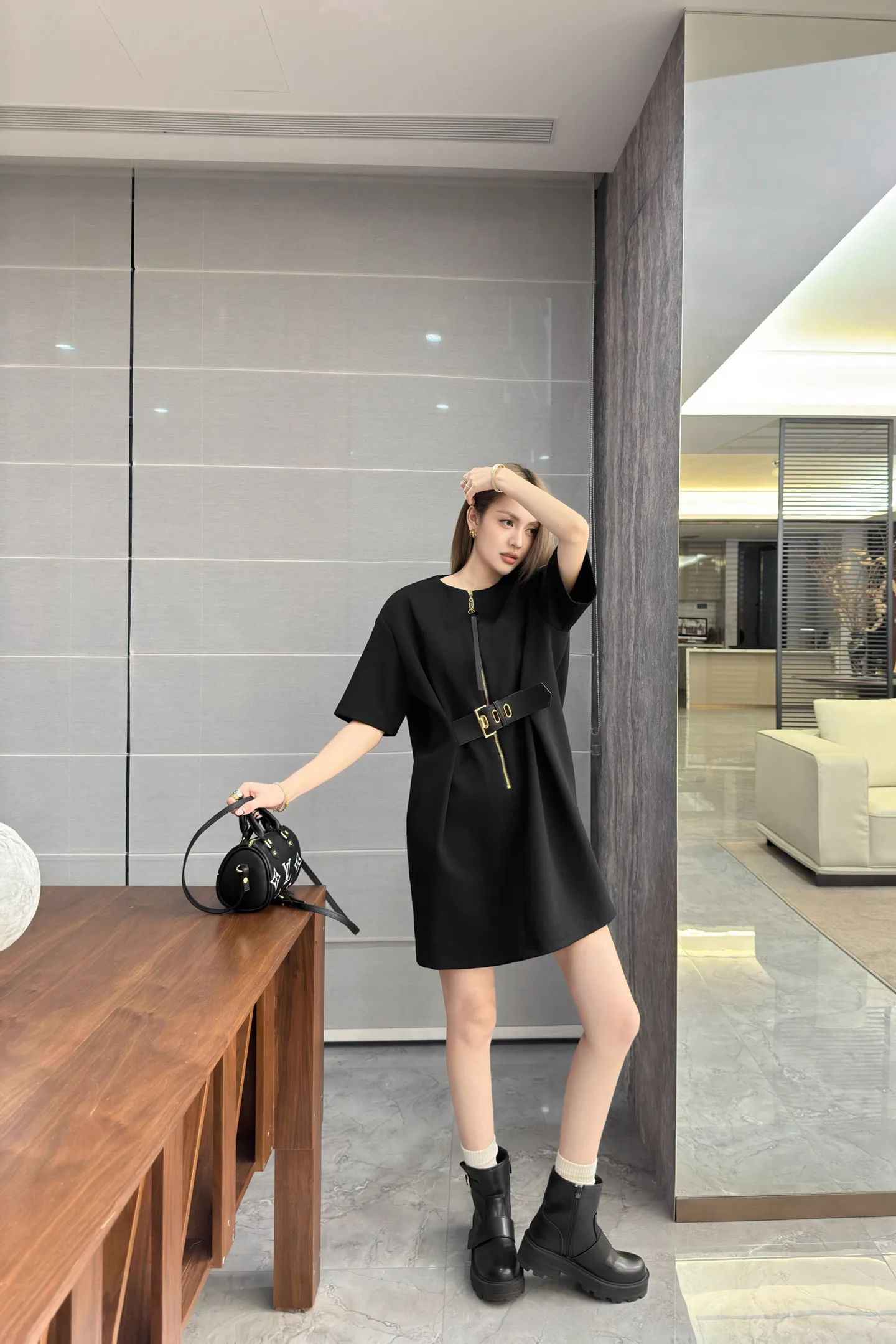 Платья Женские Louis Vuitton 18642