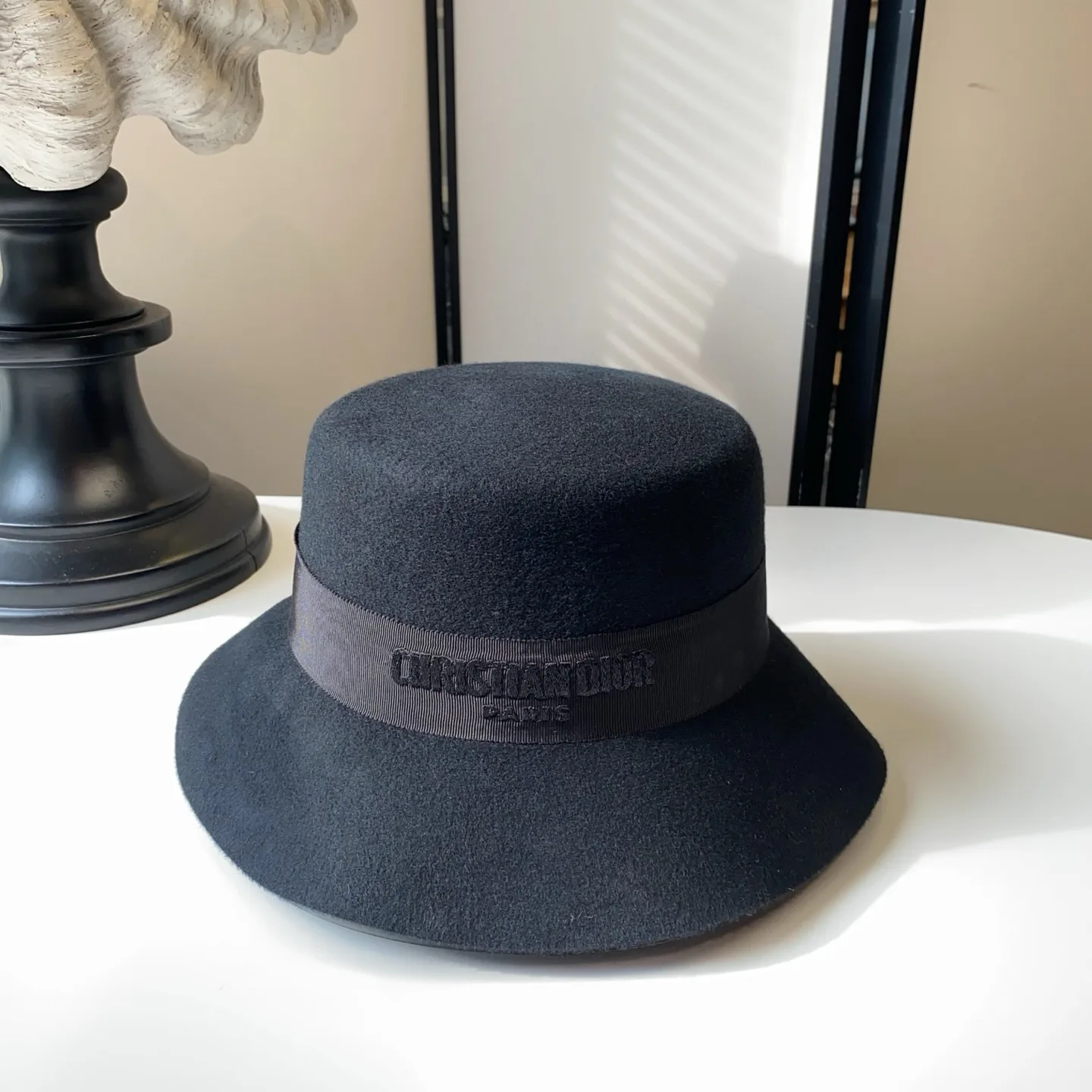 Головные Уборы Christian Dior 17973790