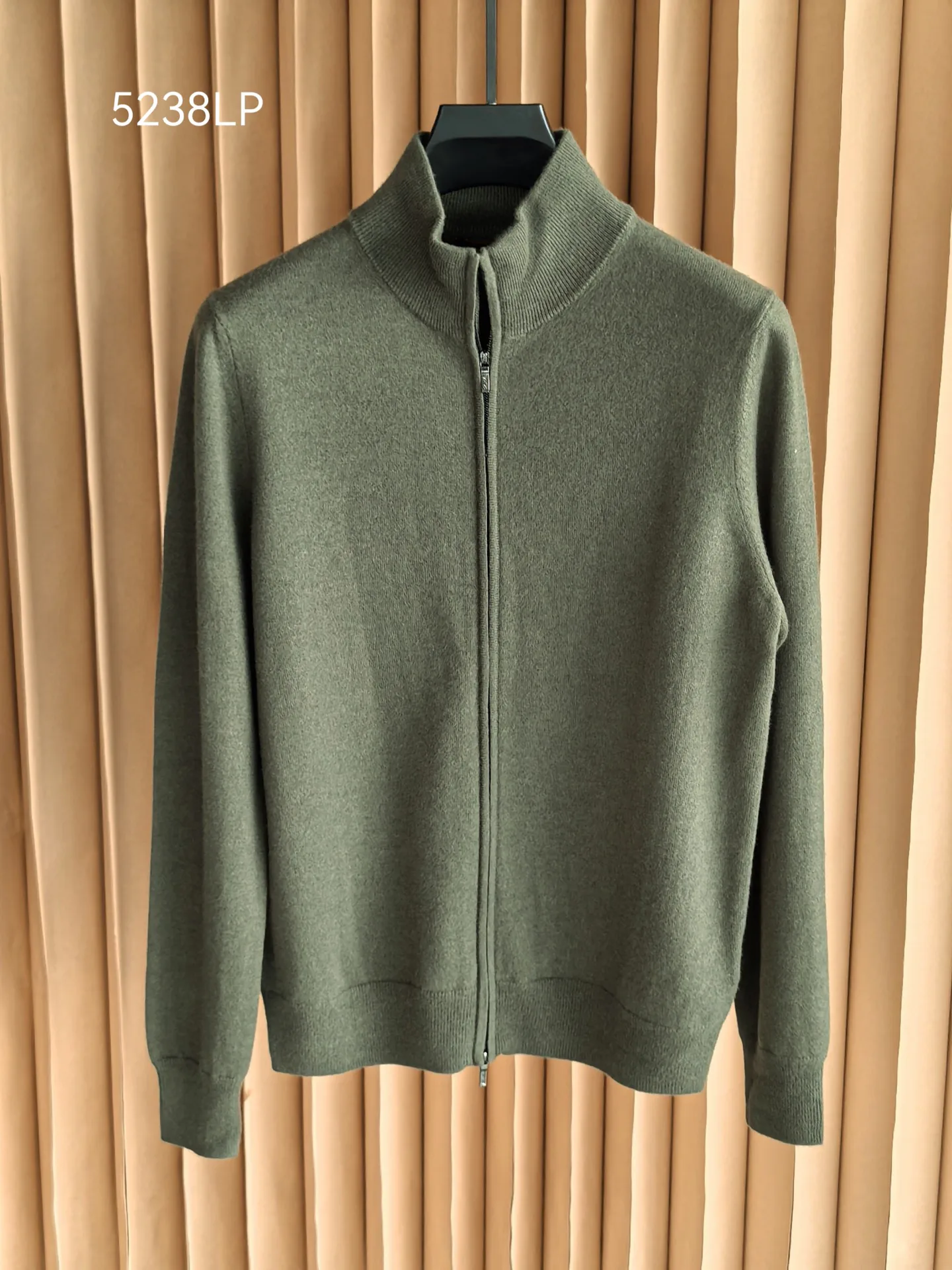 Джемперы И Свитеры Мужские Loro Piana 18659496