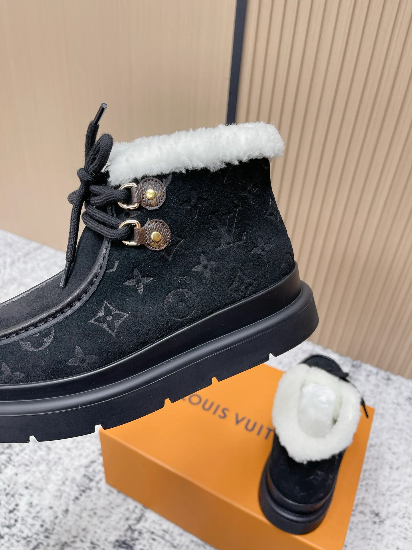 Угги Женские Louis Vuitton 355923