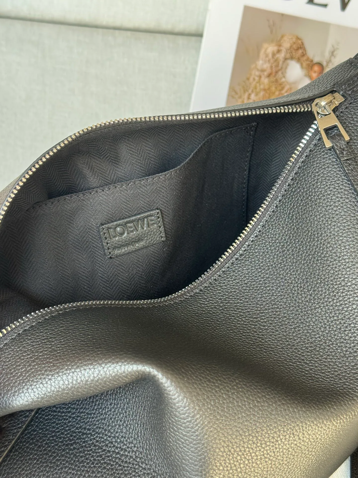 Классические Сумки Женские Loewe 18177576
