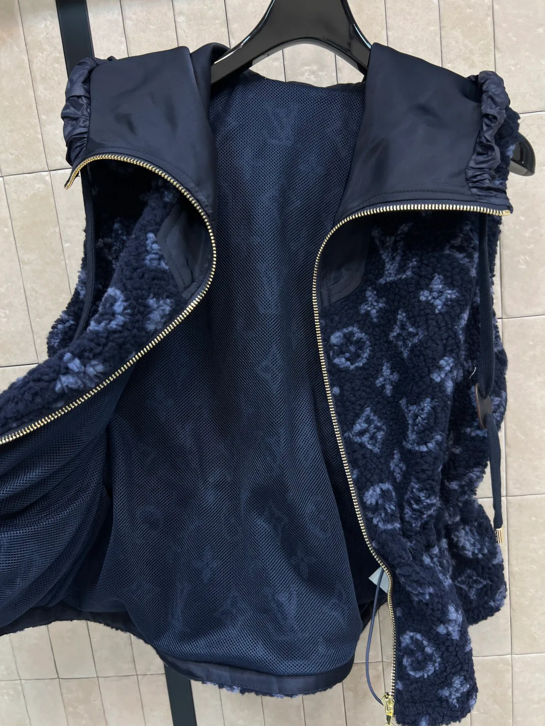 Жилеты Женские Louis Vuitton 474263