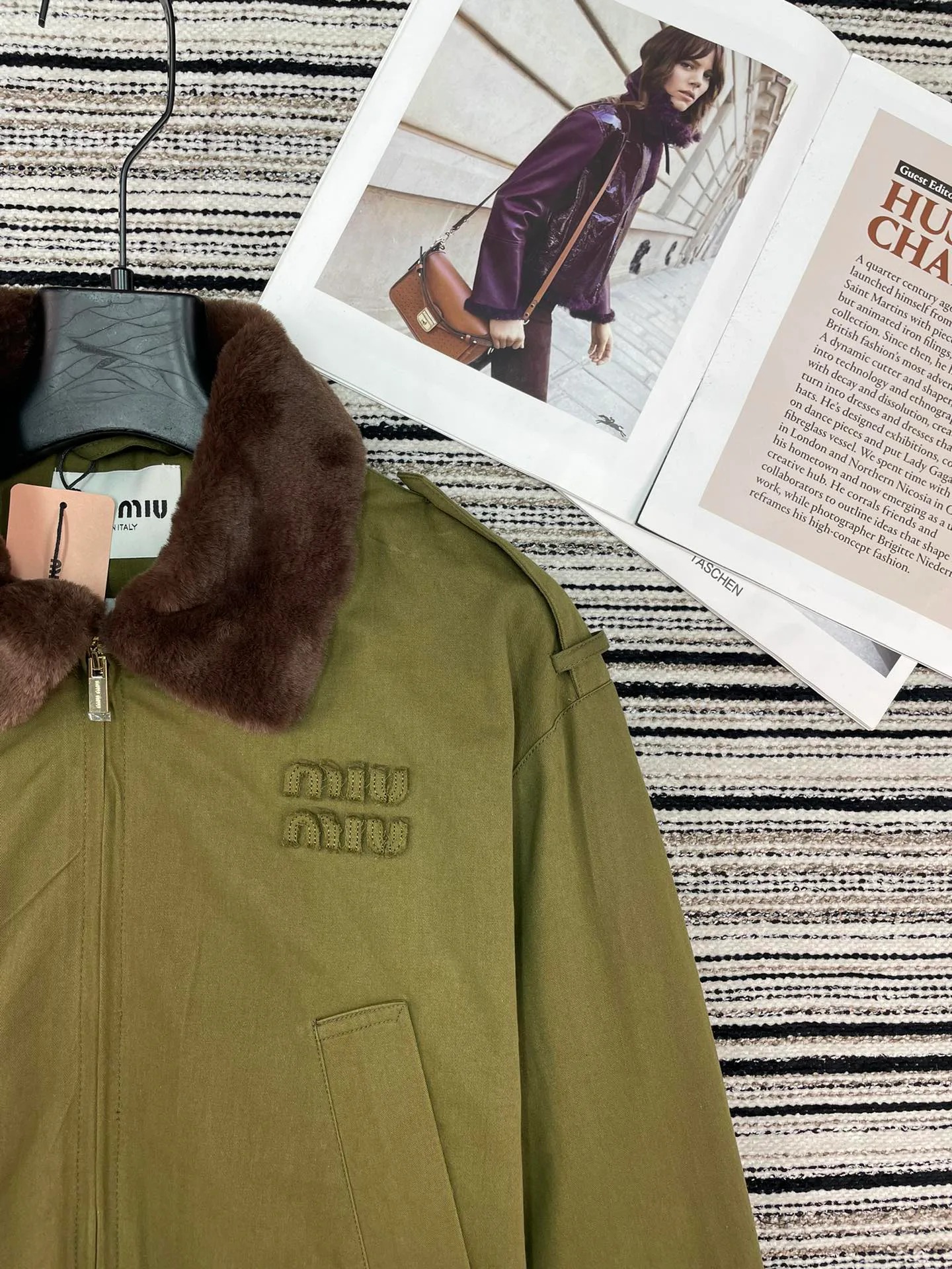 Куртки И Пуховики Женские Miu Miu 3924393