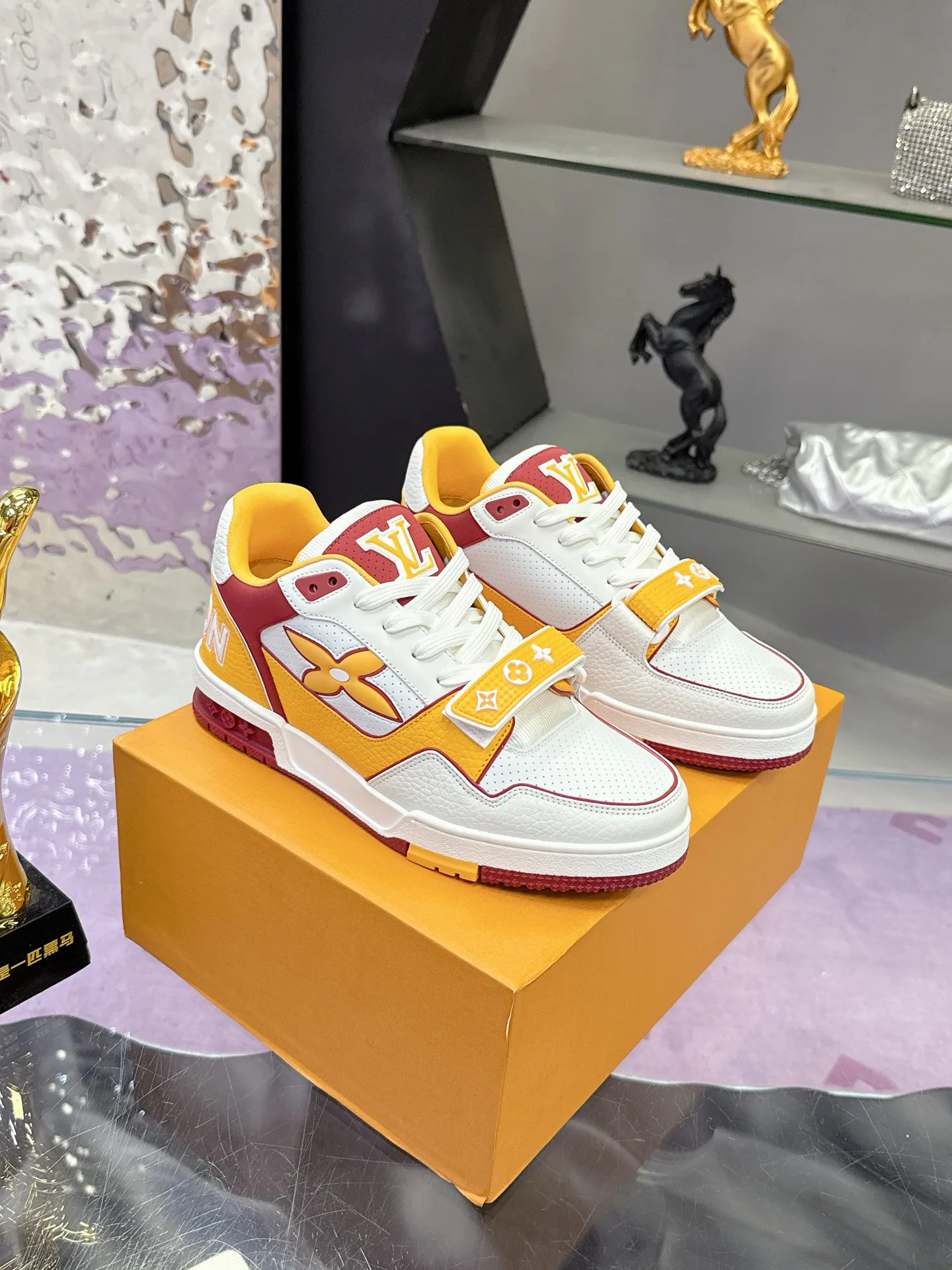 Кроссовки Женские Louis Vuitton 5049220