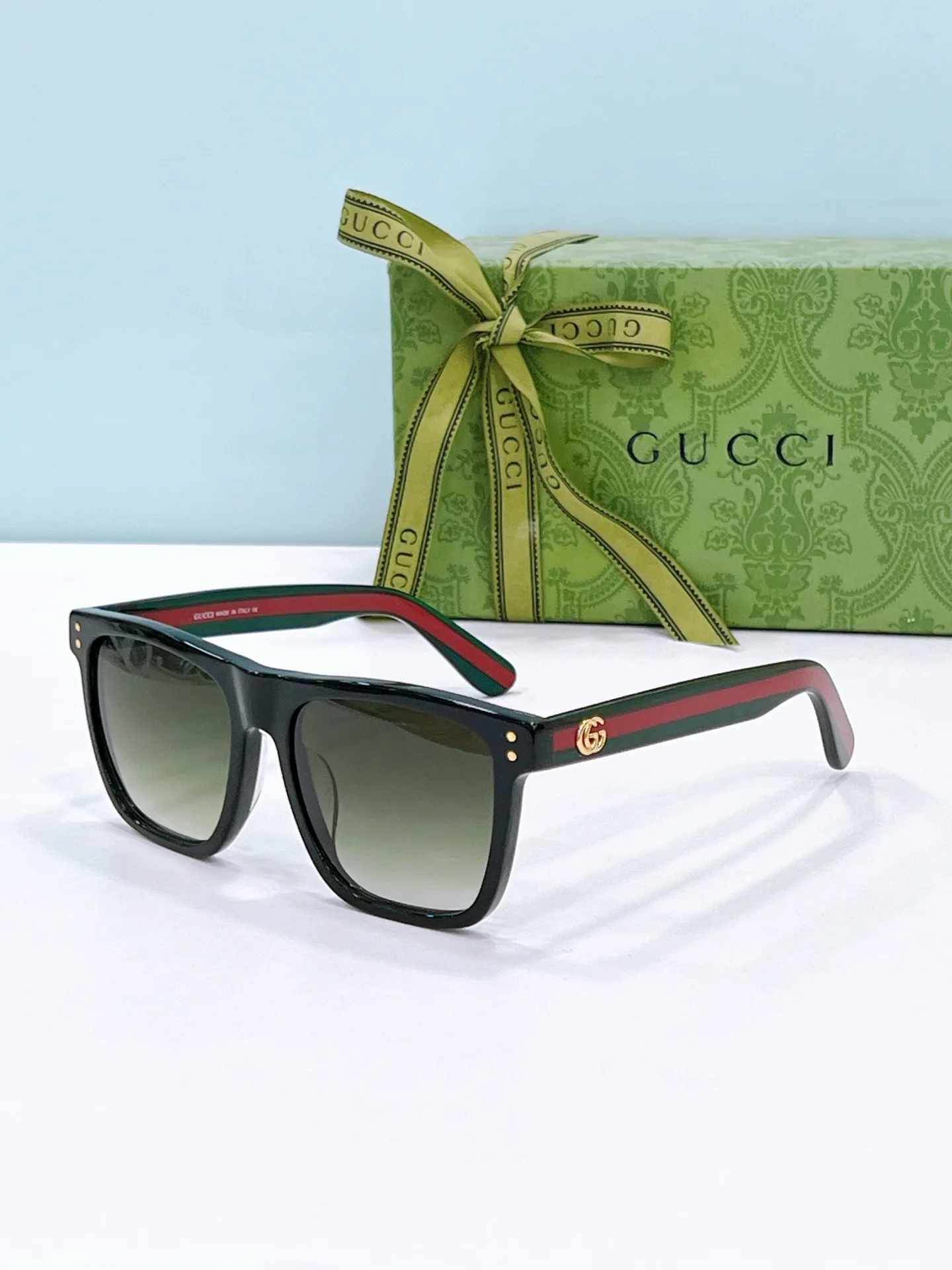 Очки Gucci 12745869