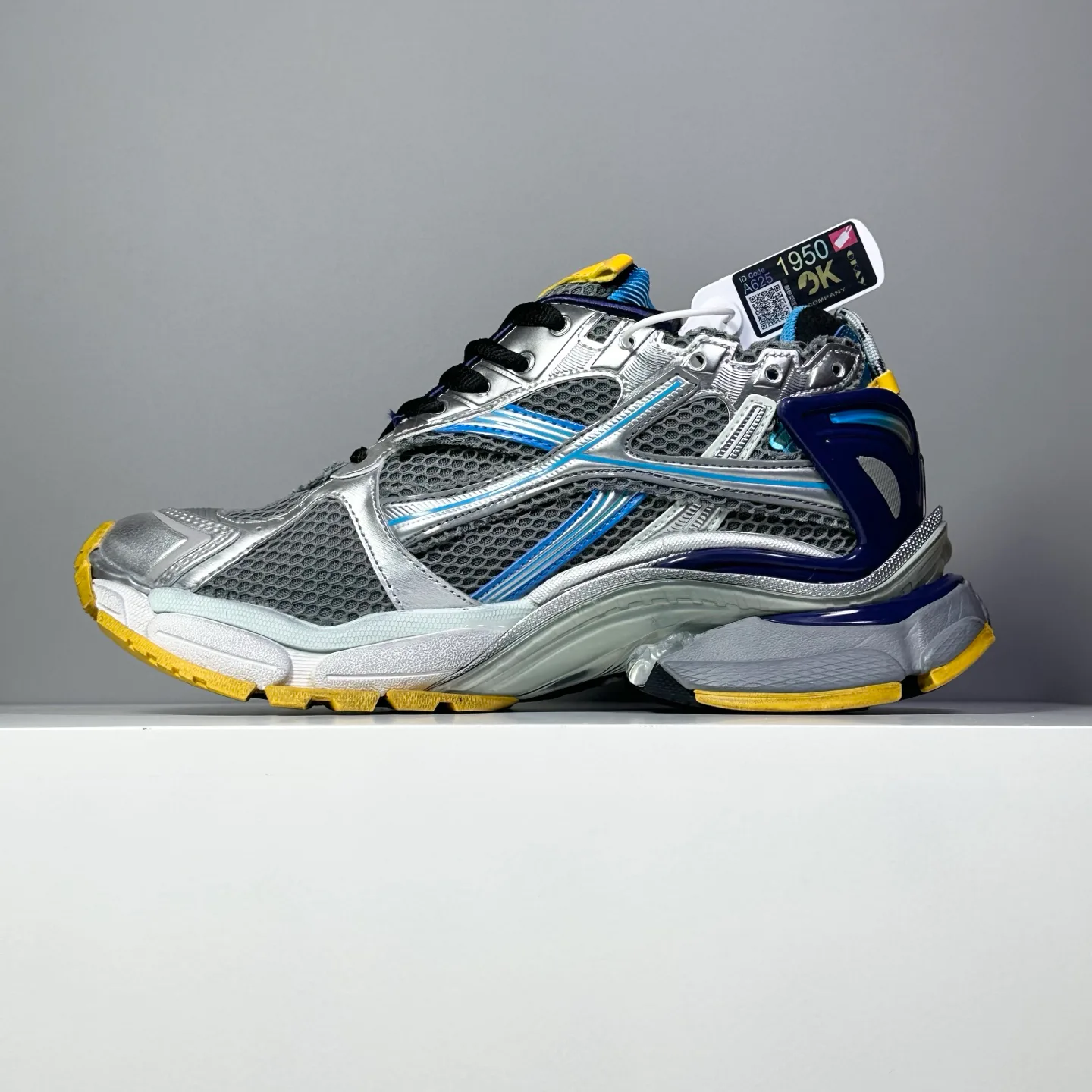 Кроссовки Женские Balenciaga 9699661