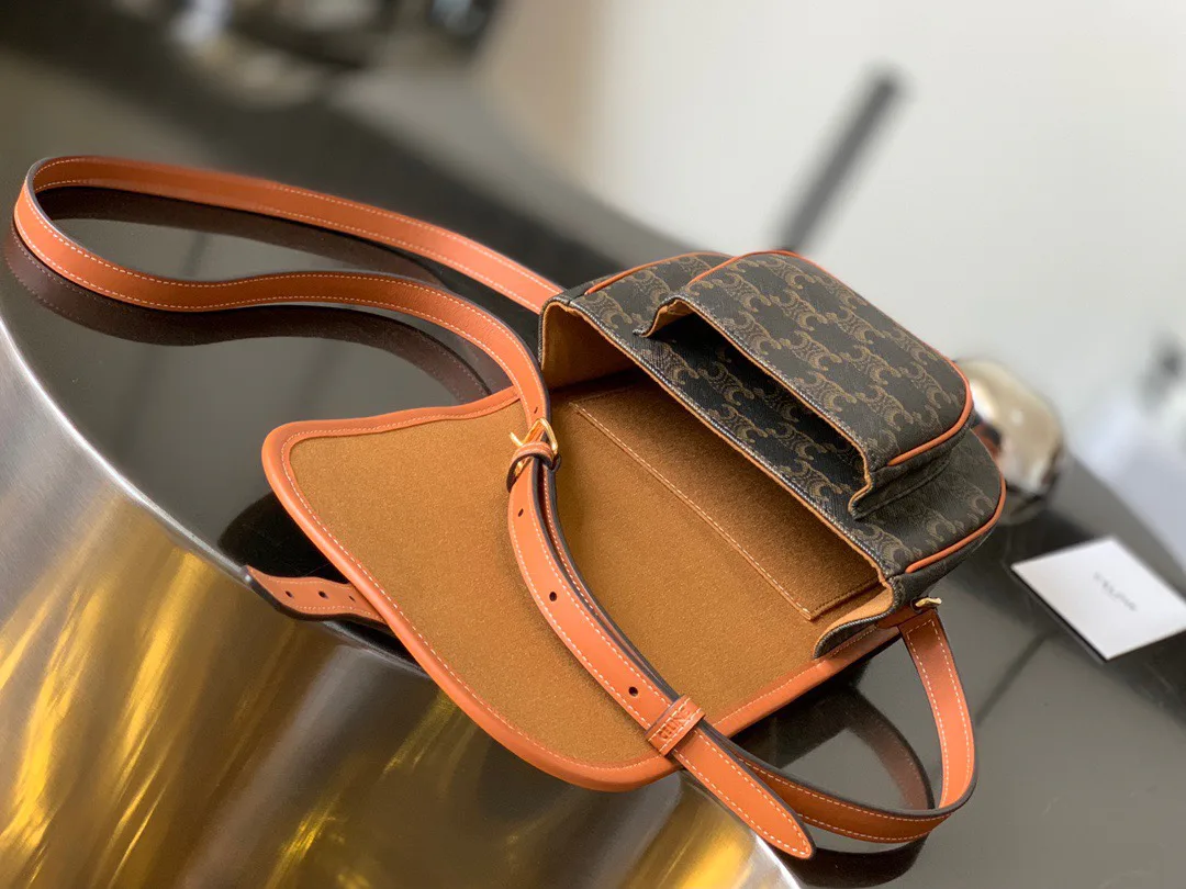 Сумки На Ремне Женские Celine 12604674