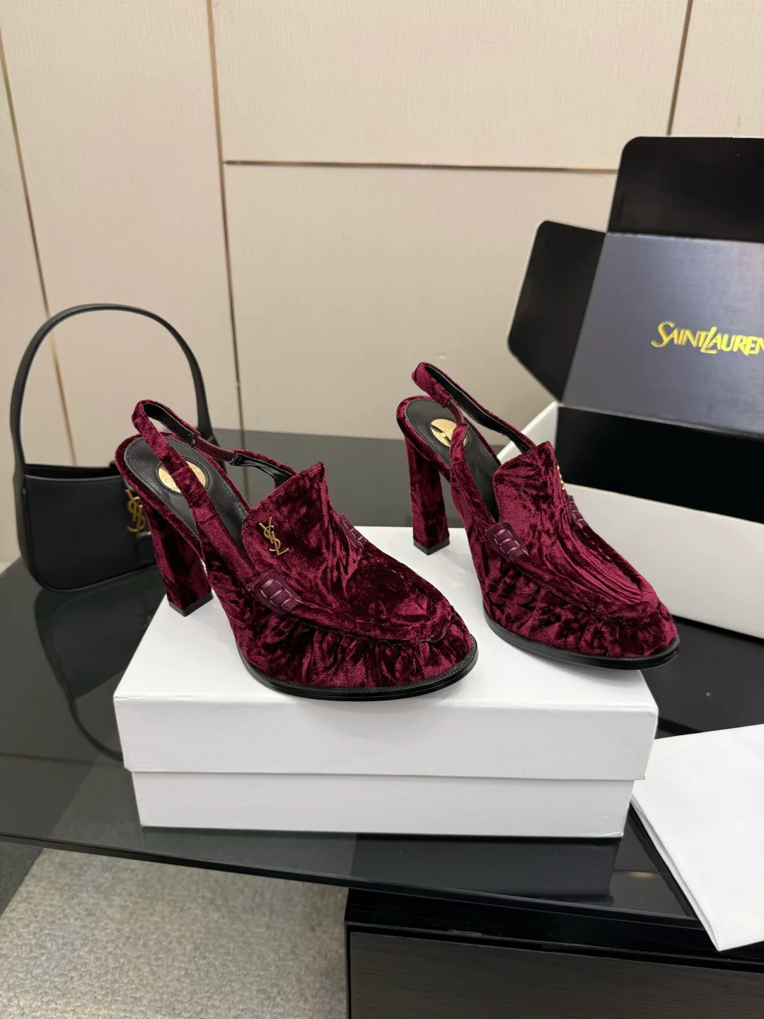 Босоножки Женские Saint Laurent 11239876