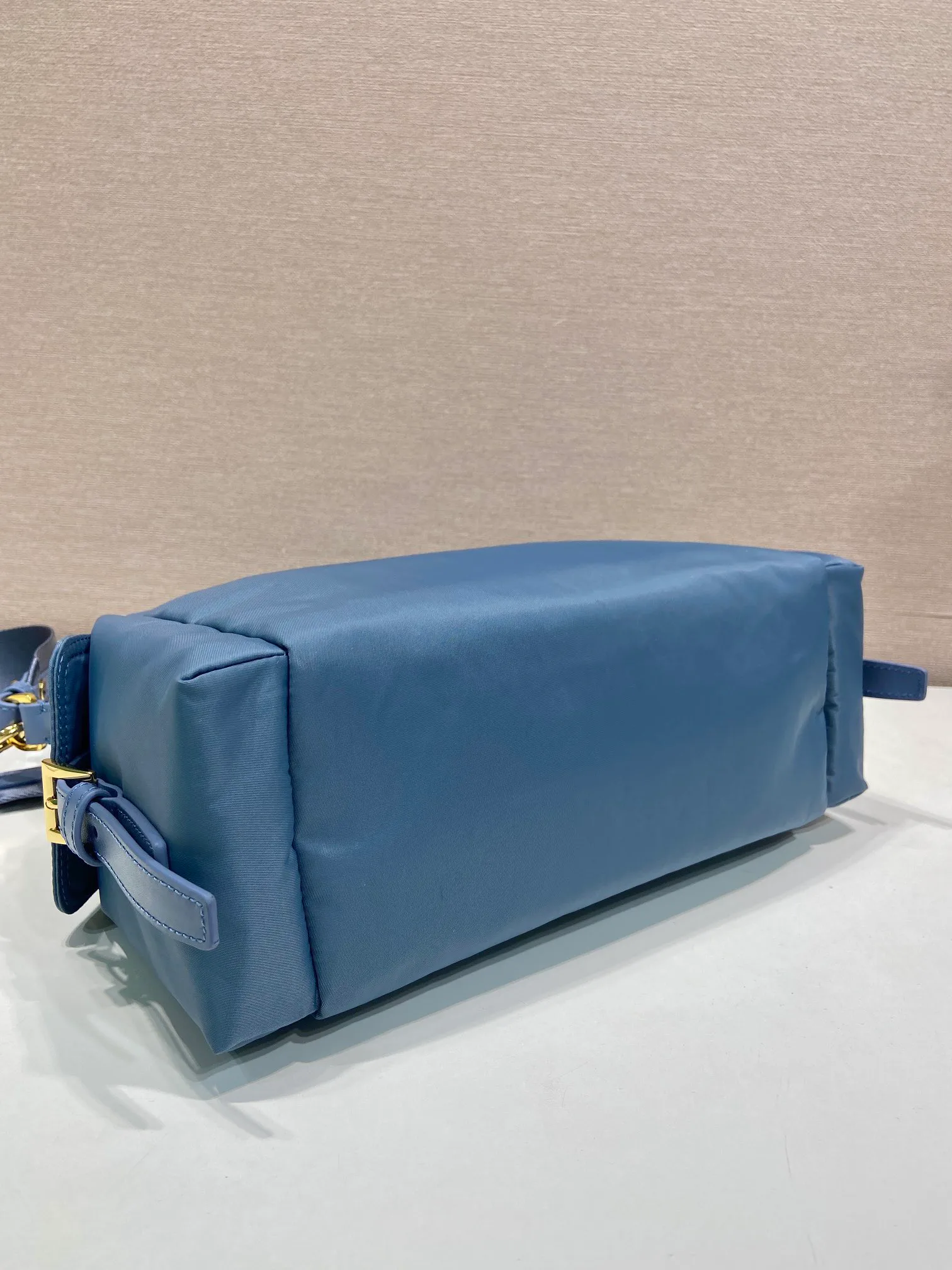 Сумки На Ремне Женские Prada 12874264