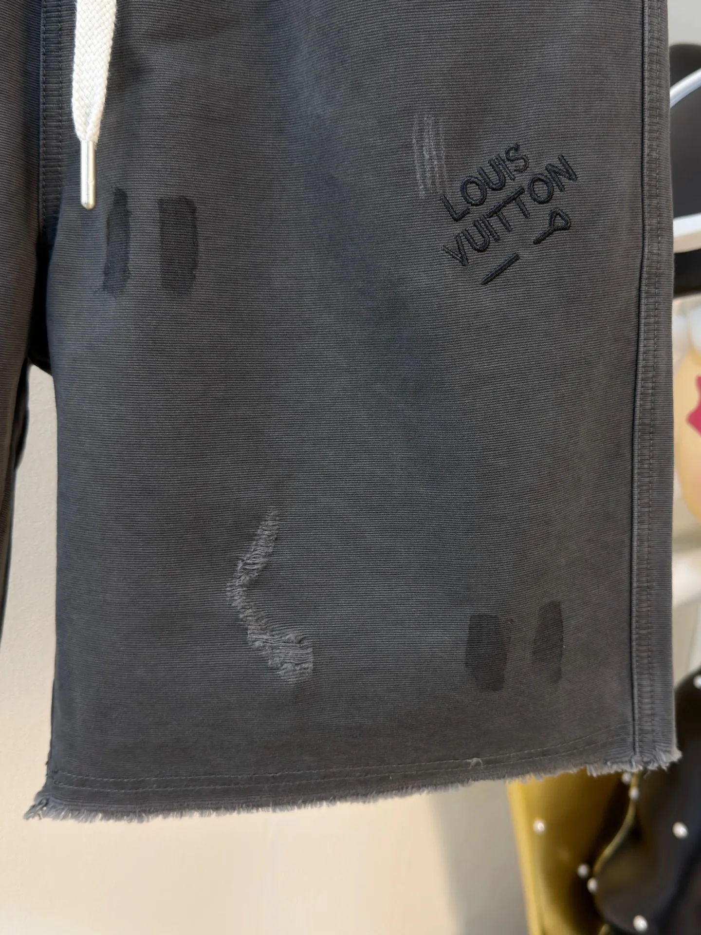 Шорты Мужские Louis Vuitton 18296360