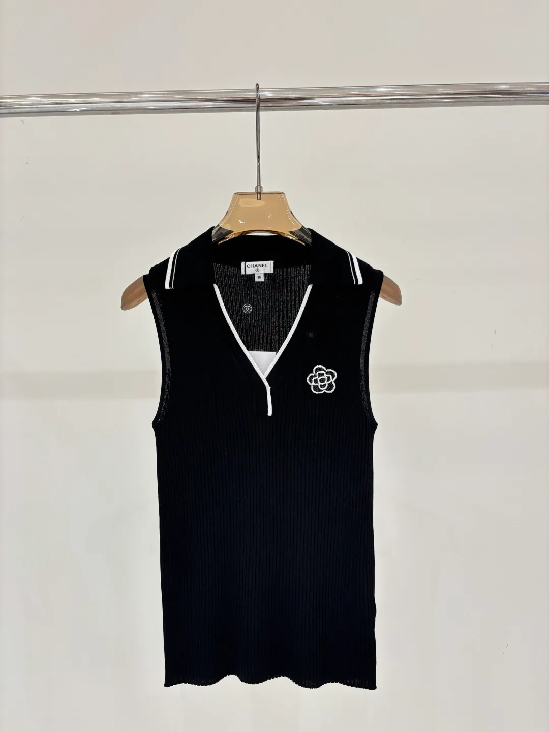 Жилеты Женские Chanel 12833693