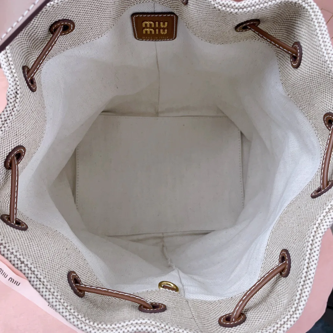 Классические Сумки Женские Miu Miu 17483319